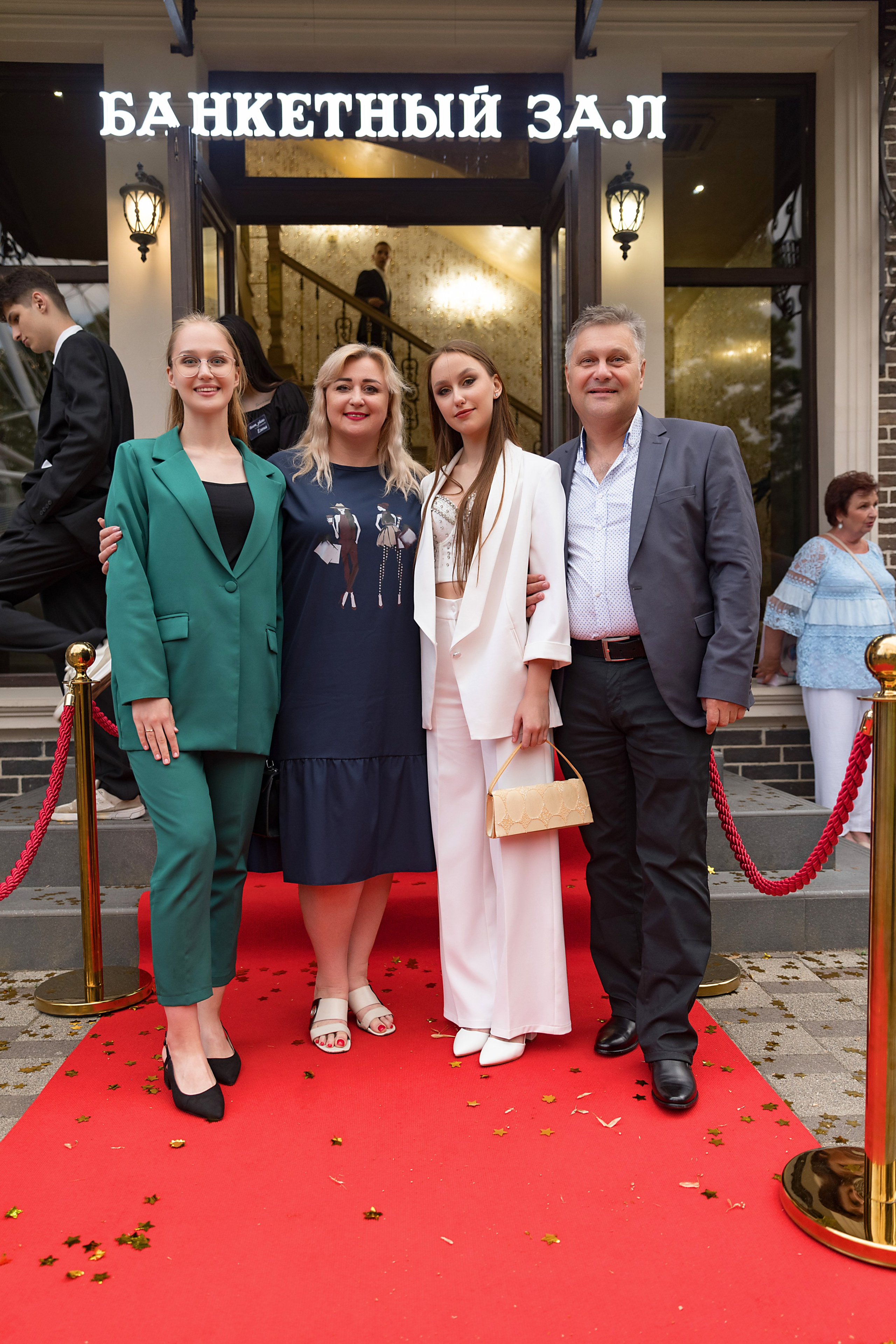 11 класс 48 лицей. Фотограф и Видеограф в Краснодаре Юлия Солодченко