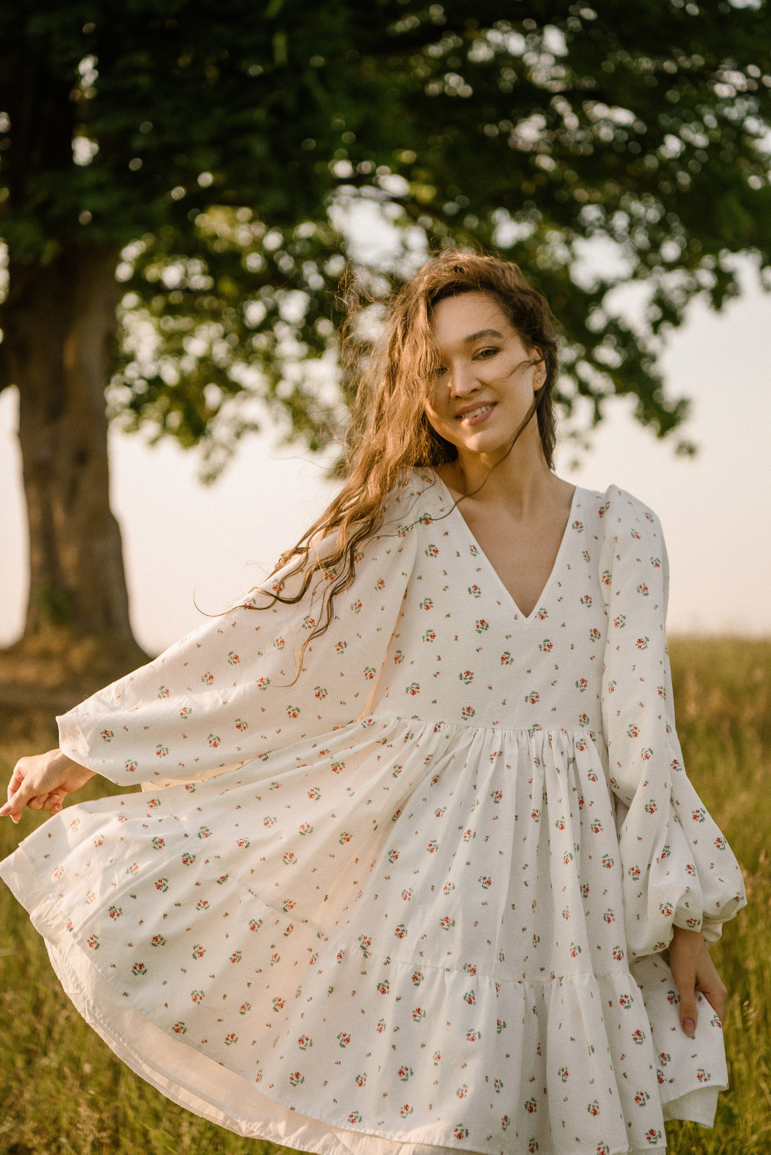 Лиза и Лёша в поле. Свадебный фотограф в Санкт-Петербурге София Шубик