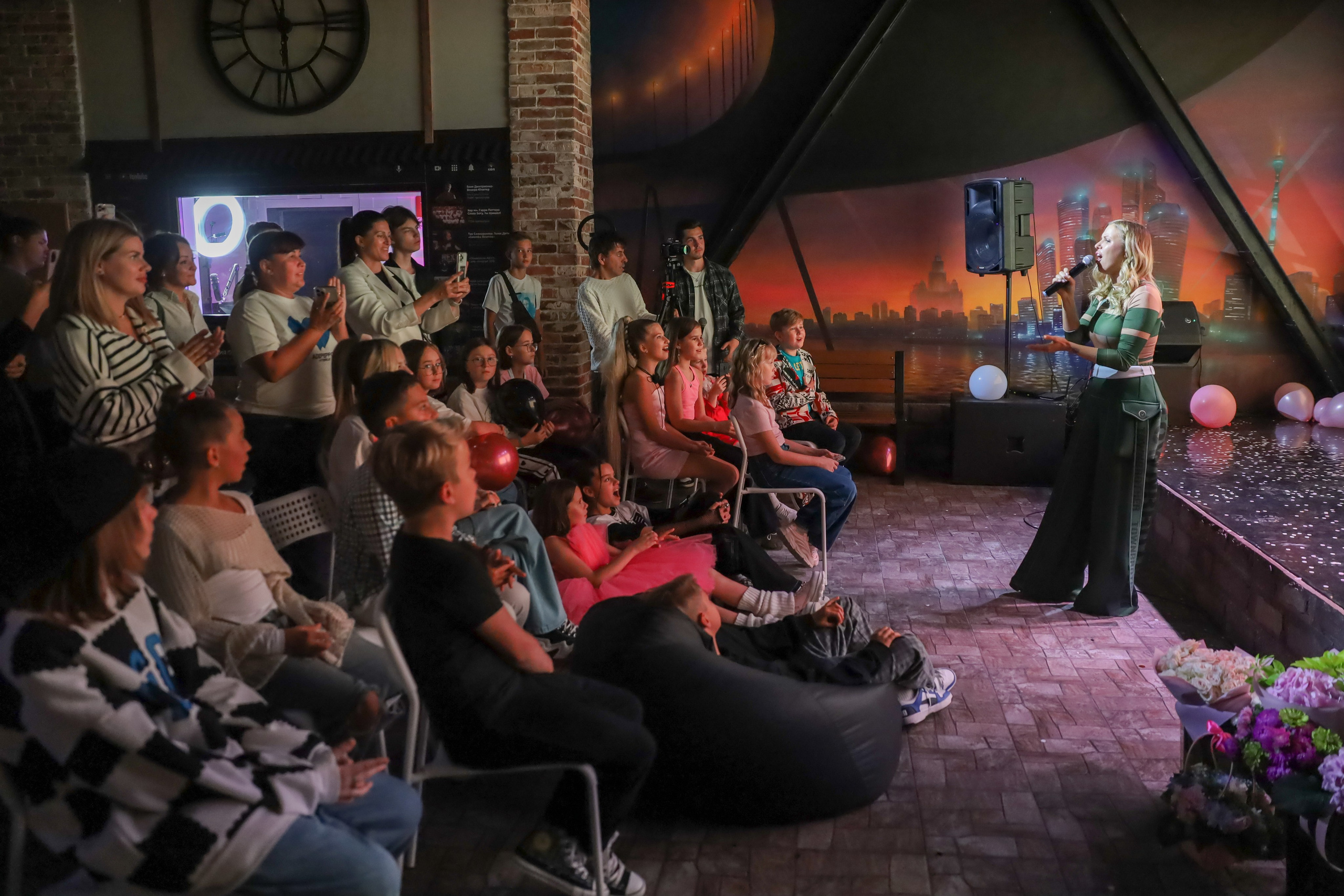 ДЕНЬ РОЖДЕНИЯ ЕВЫ В КРБ. Фотограф мероприятий Ирина Каширина