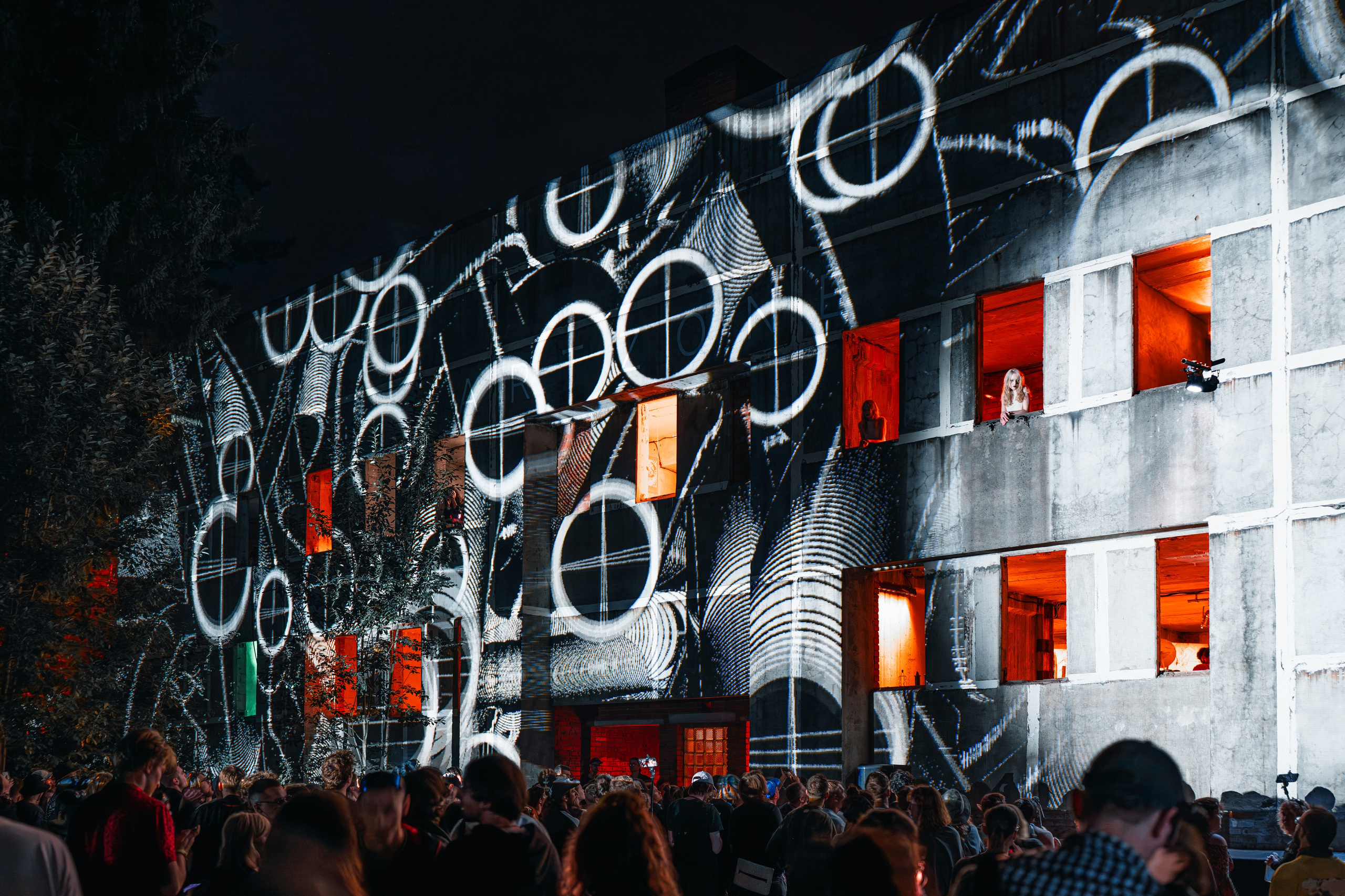 Outline 2024. @tomrus: Рустам Шагиморданов — фотограф