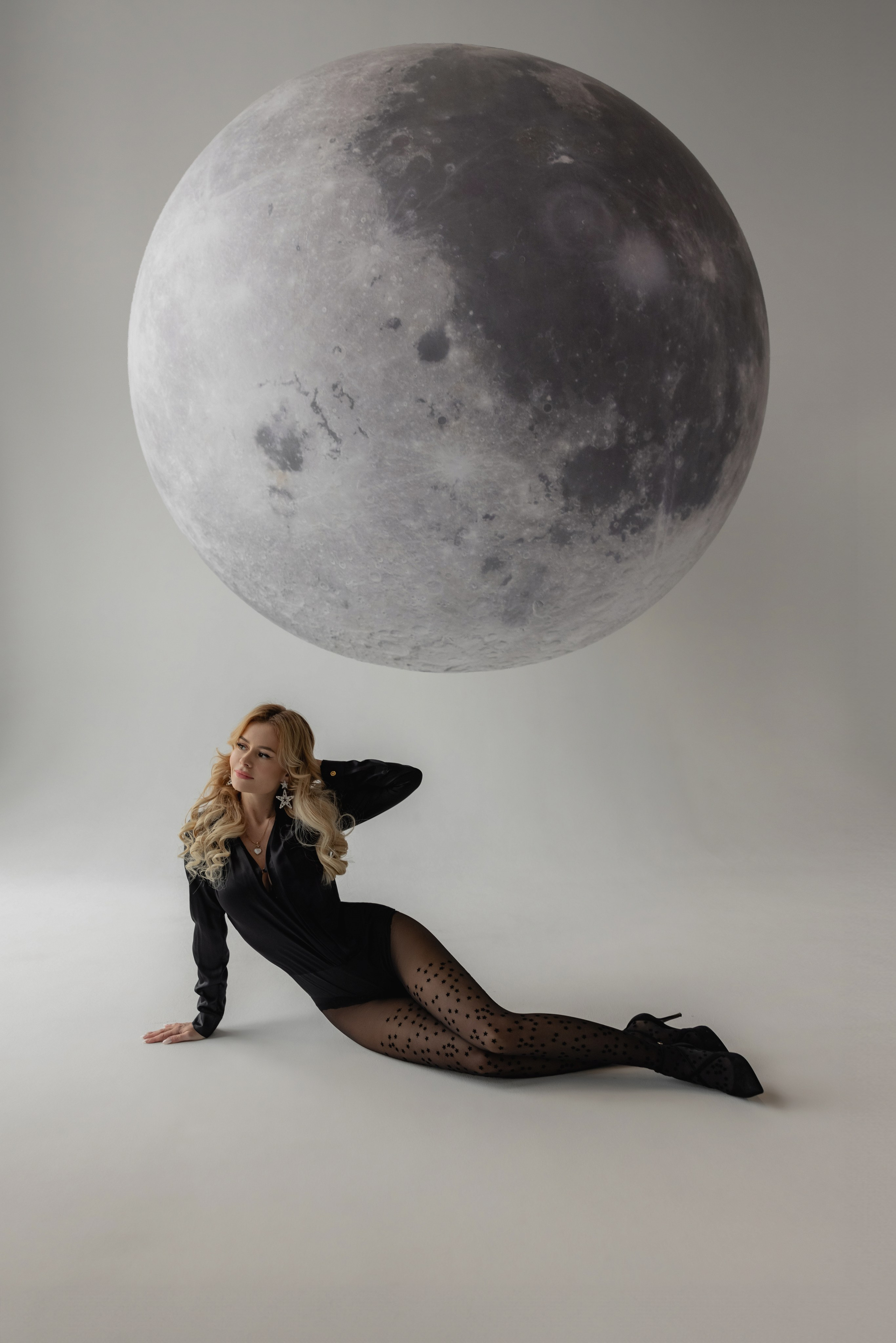 Фотоссеия для астролога. Женский и контент фотограф в Москве. Алла Поломарь