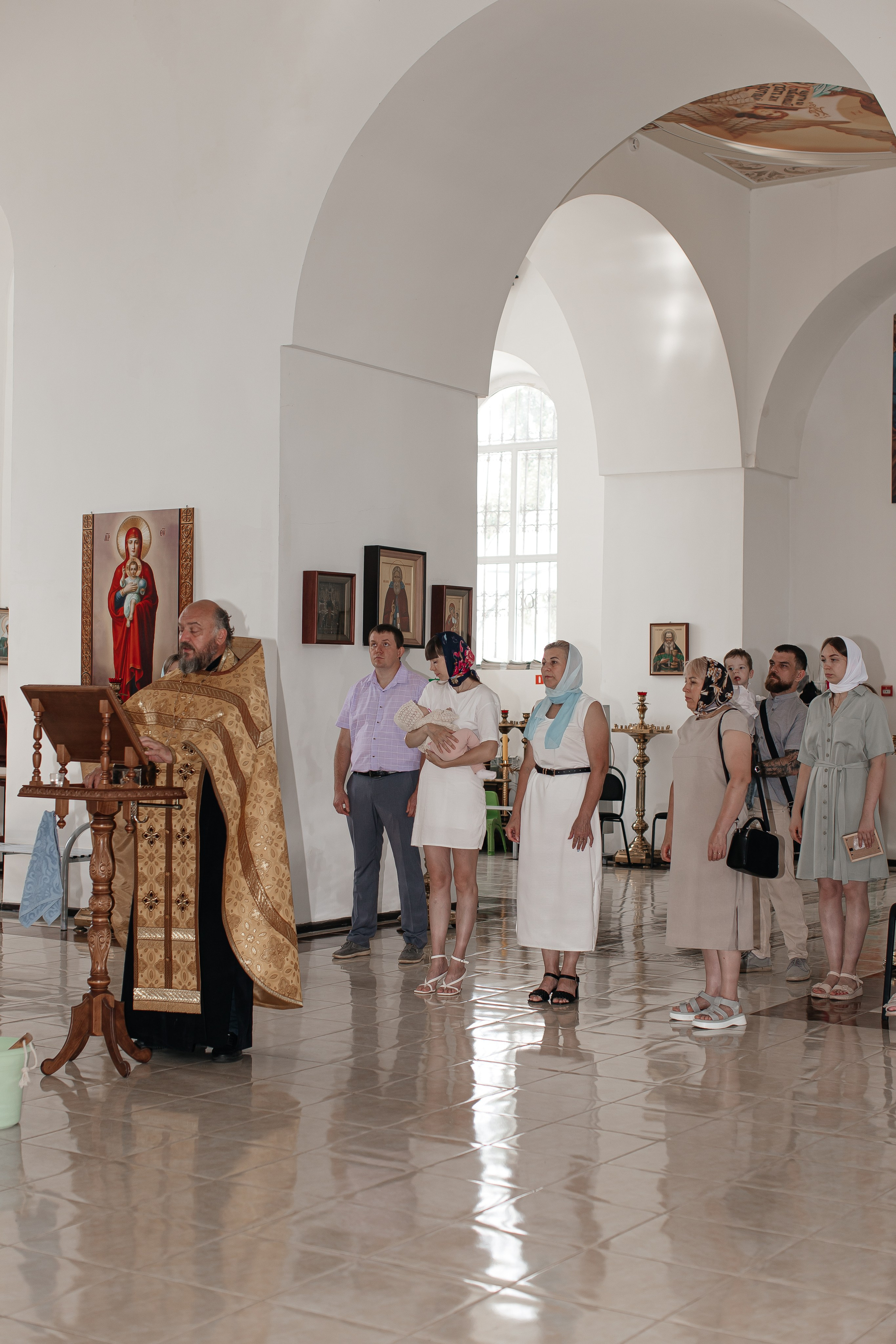 Таинство Крещения. Фотограф Лиана Артемова в Пензе