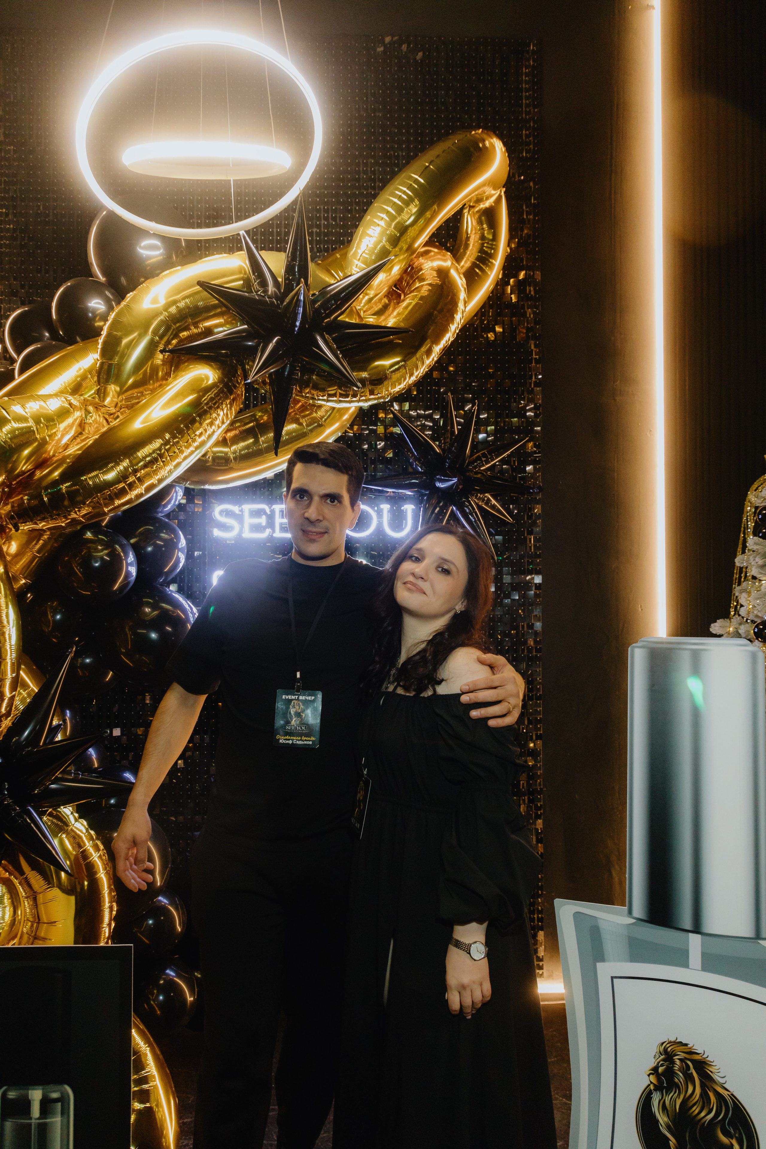 See `You Perfume. Фотограф в Москве и Санкт-Петербурге Дарина