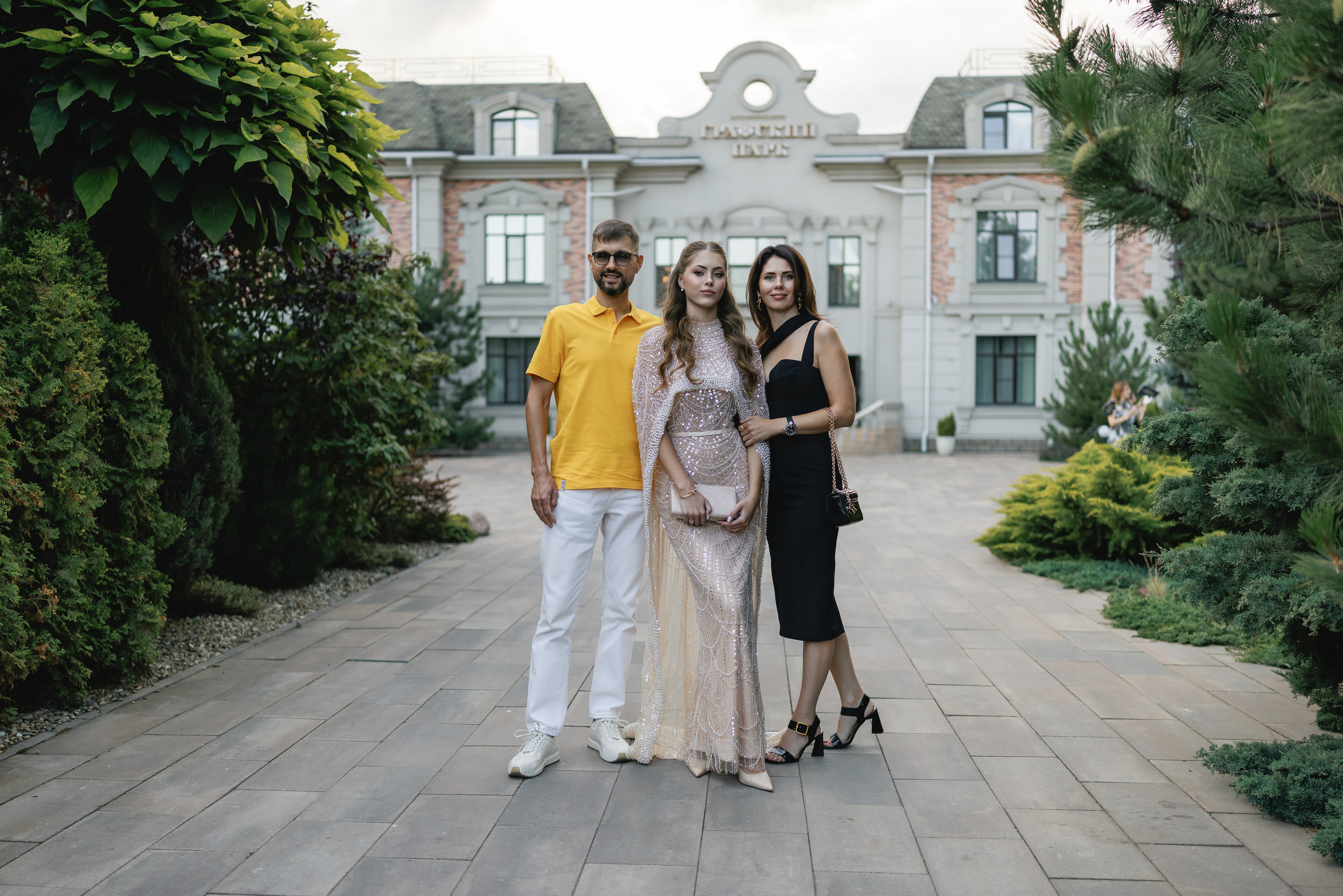 Выпускной в Графском парке. Фотограф Олег Сотник