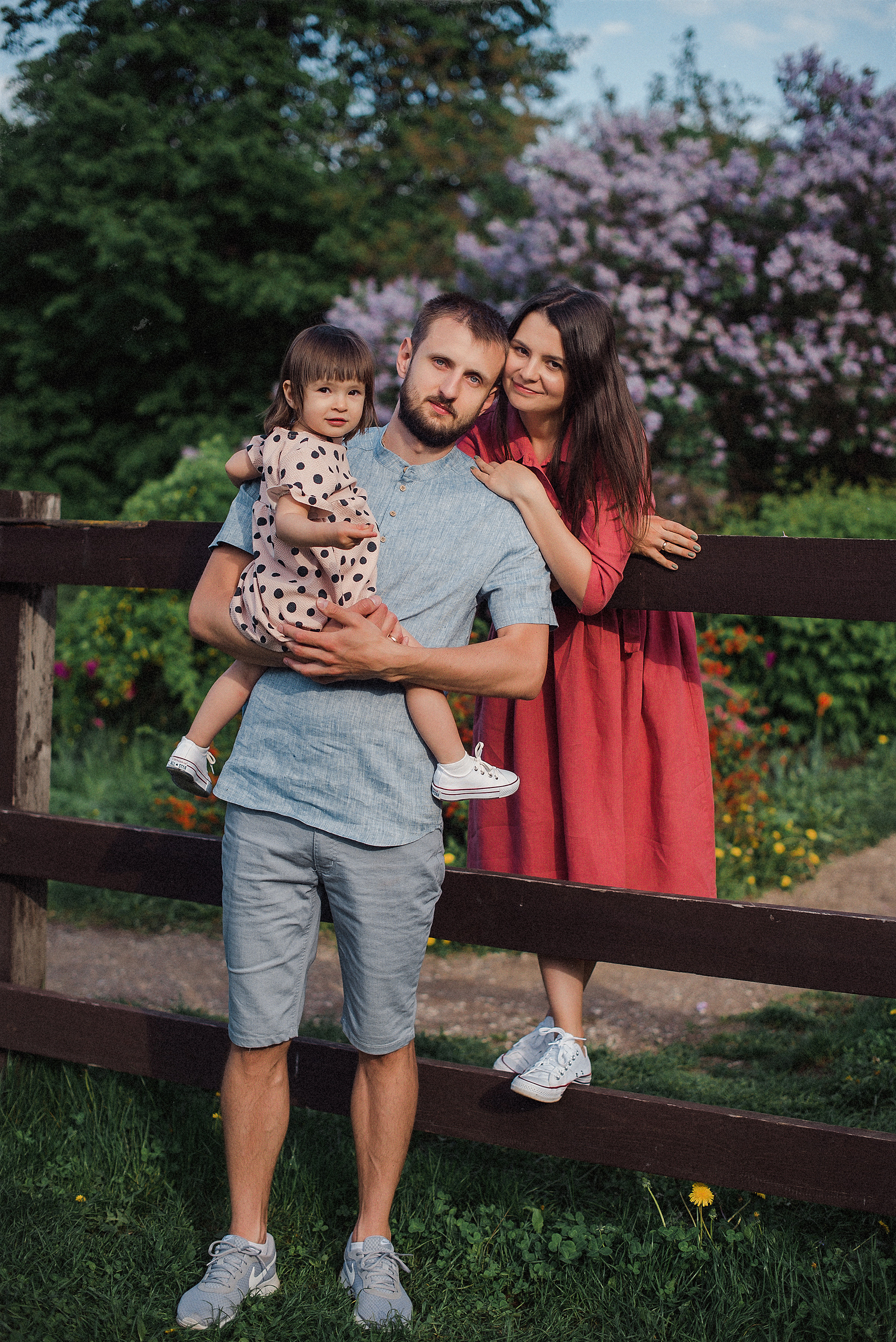ЖЕНЬКИ и ПОЛИНА В ЦВЕТУЩЕМ КОЛОМЕНСКОМ. Свадебный и семейный фотограф РИТА БОЧКАРЁВА