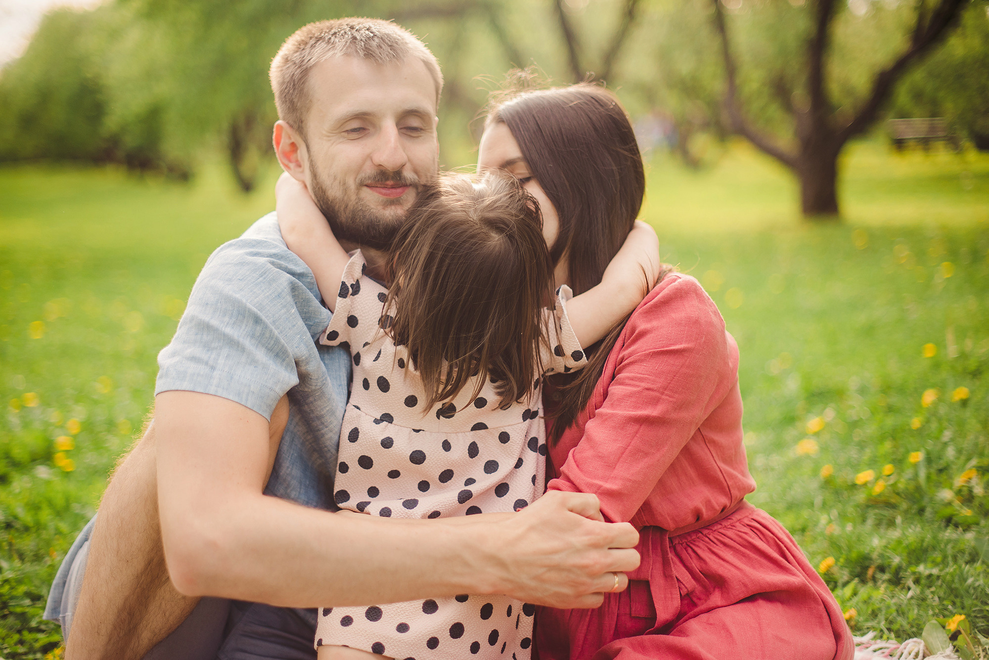 ЖЕНЬКИ и ПОЛИНА В ЦВЕТУЩЕМ КОЛОМЕНСКОМ. Свадебный и семейный фотограф РИТА БОЧКАРЁВА