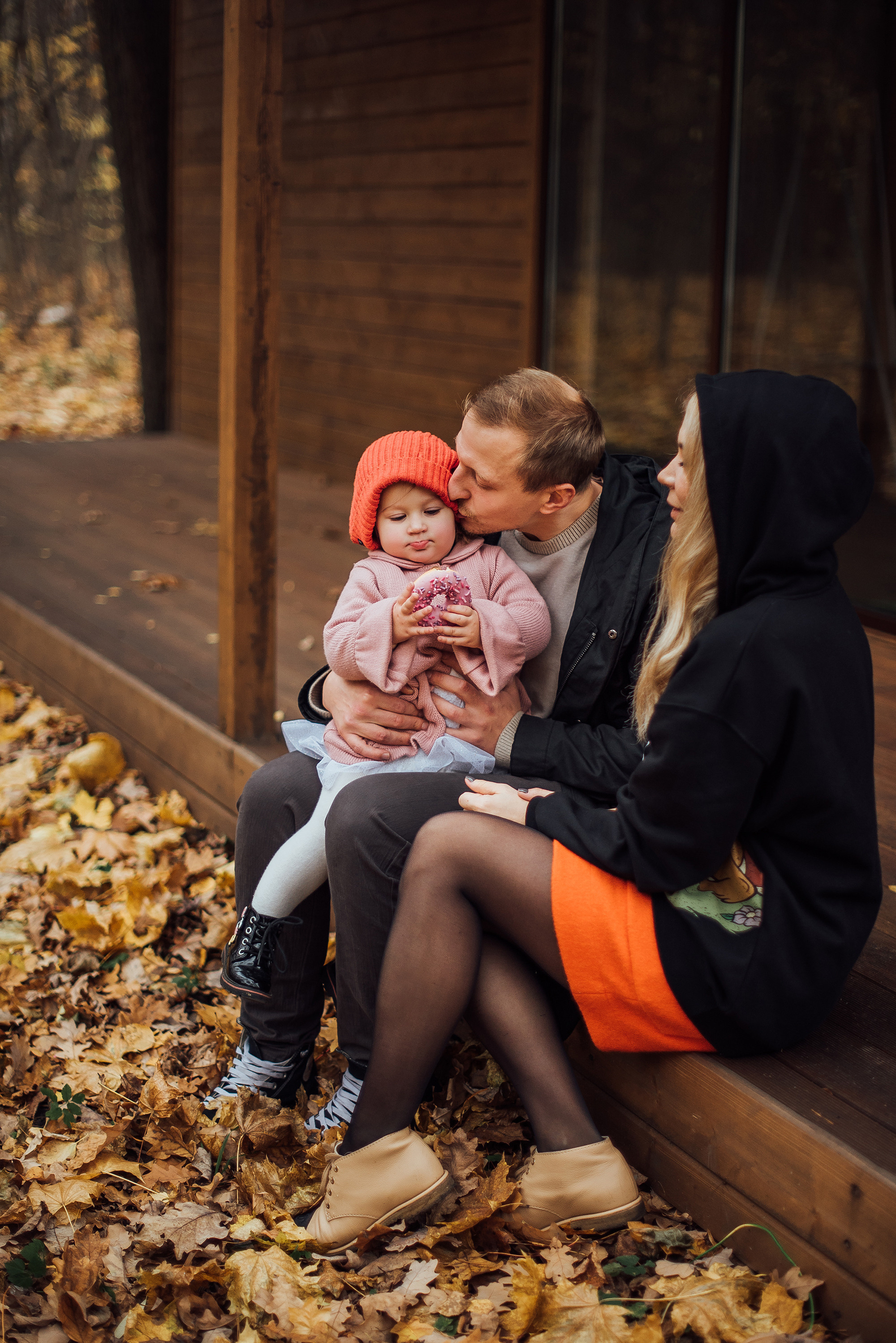 ЛИЛЯ, ДИМА и ТОНЯ. ОСЕНЯЯ ПРОГУЛКА. Свадебный и семейный фотограф РИТА БОЧКАРЁВА