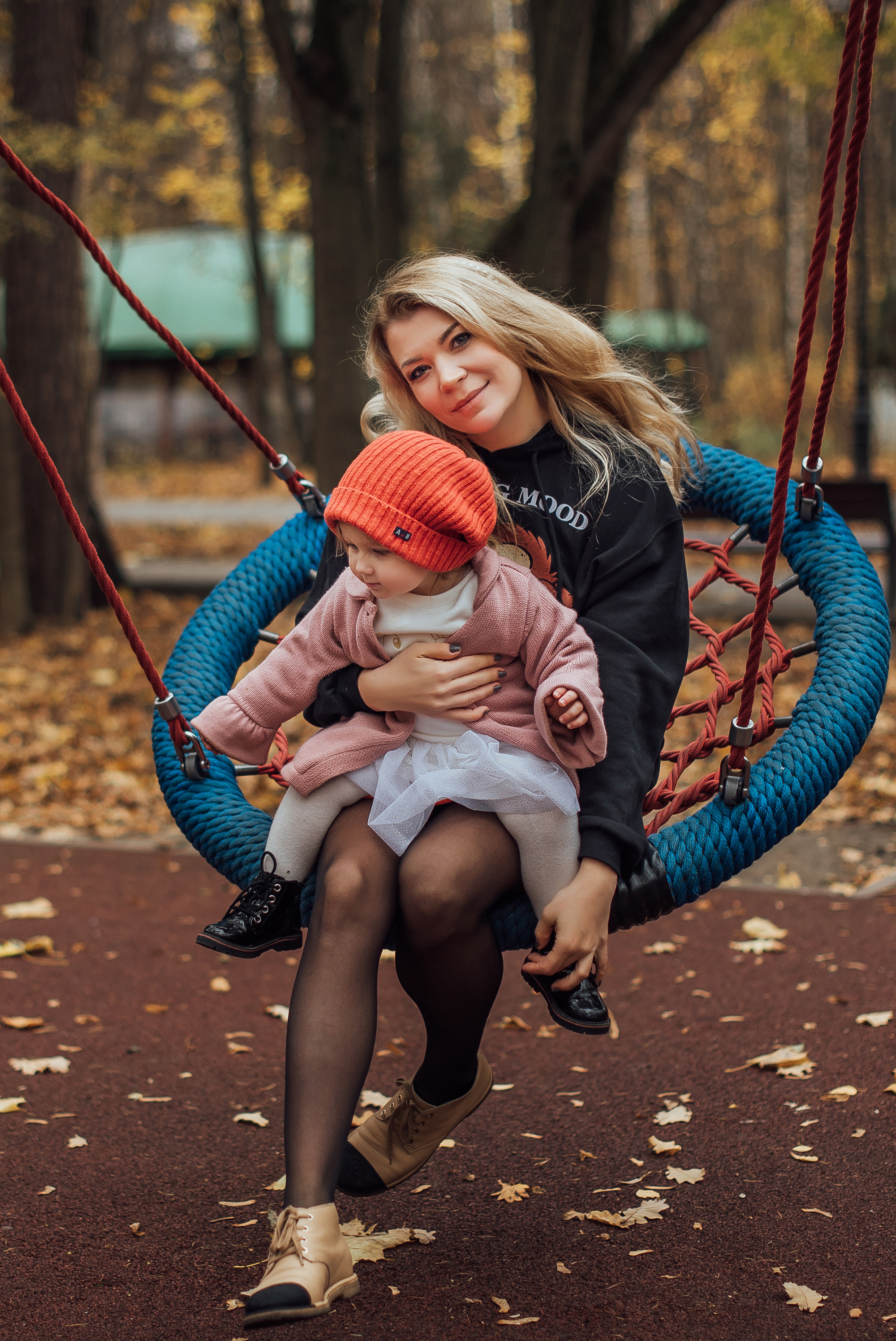 ЛИЛЯ, ДИМА и ТОНЯ. ОСЕНЯЯ ПРОГУЛКА. Свадебный и семейный фотограф РИТА БОЧКАРЁВА