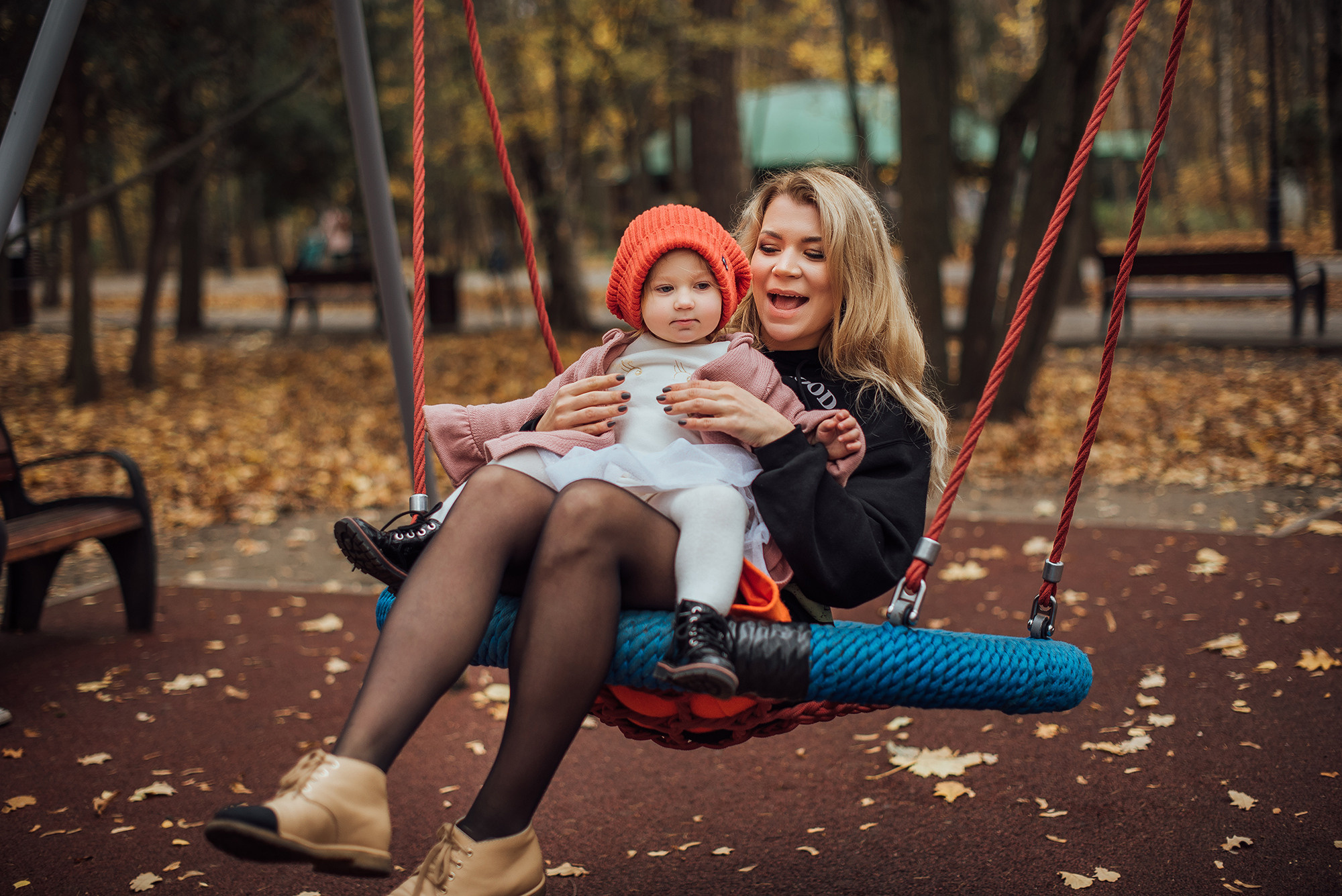 ЛИЛЯ, ДИМА и ТОНЯ. ОСЕНЯЯ ПРОГУЛКА. Свадебный и семейный фотограф РИТА БОЧКАРЁВА