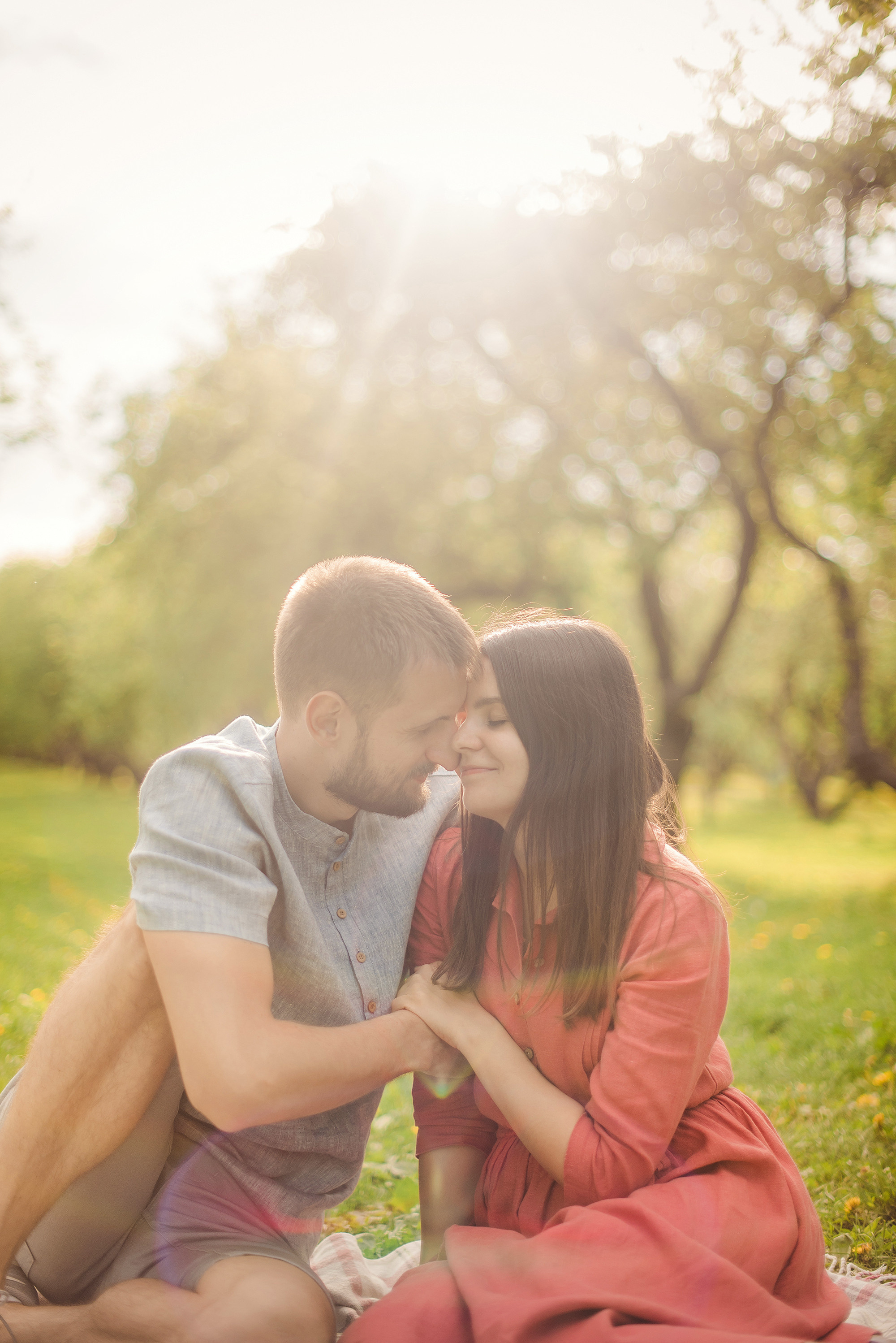 ЖЕНЬКИ и ПОЛИНА В ЦВЕТУЩЕМ КОЛОМЕНСКОМ. Свадебный и семейный фотограф РИТА БОЧКАРЁВА