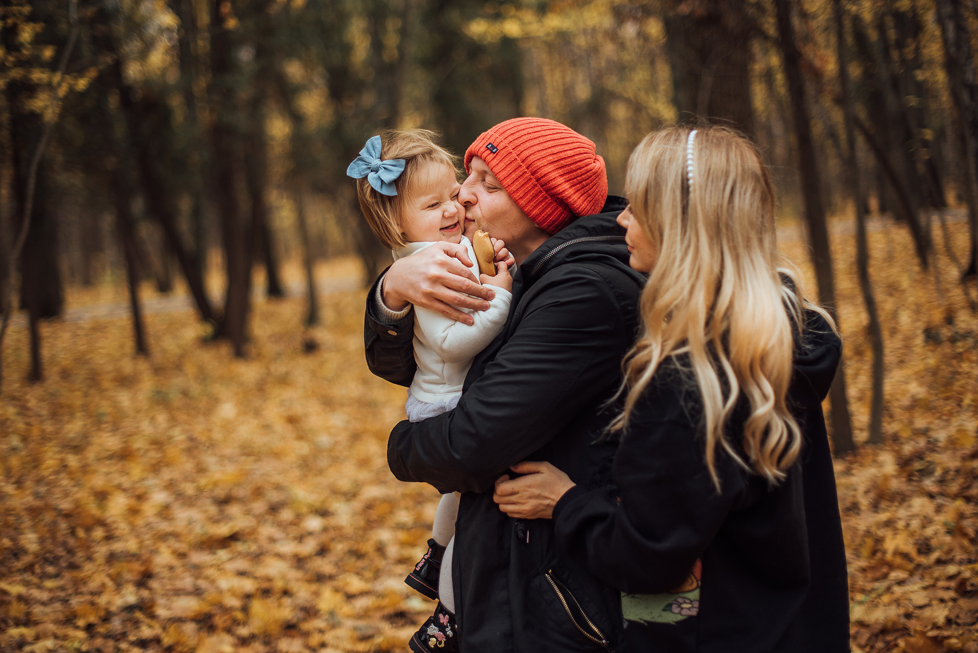 ЛИЛЯ, ДИМА и ТОНЯ. ОСЕНЯЯ ПРОГУЛКА. Свадебный и семейный фотограф РИТА БОЧКАРЁВА