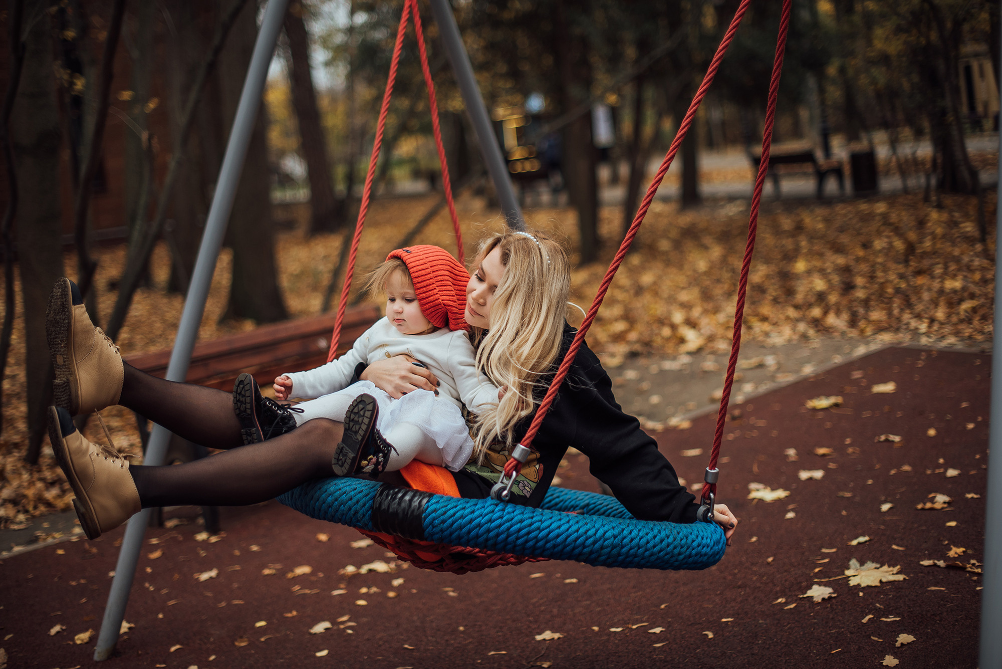 ЛИЛЯ, ДИМА и ТОНЯ. ОСЕНЯЯ ПРОГУЛКА. Свадебный и семейный фотограф РИТА БОЧКАРЁВА