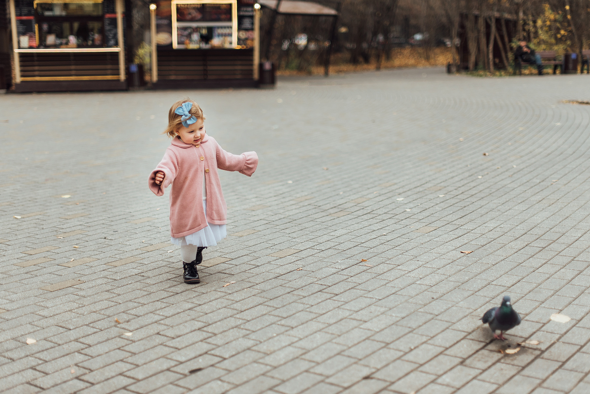 ЛИЛЯ, ДИМА и ТОНЯ. ОСЕНЯЯ ПРОГУЛКА. Свадебный и семейный фотограф РИТА БОЧКАРЁВА