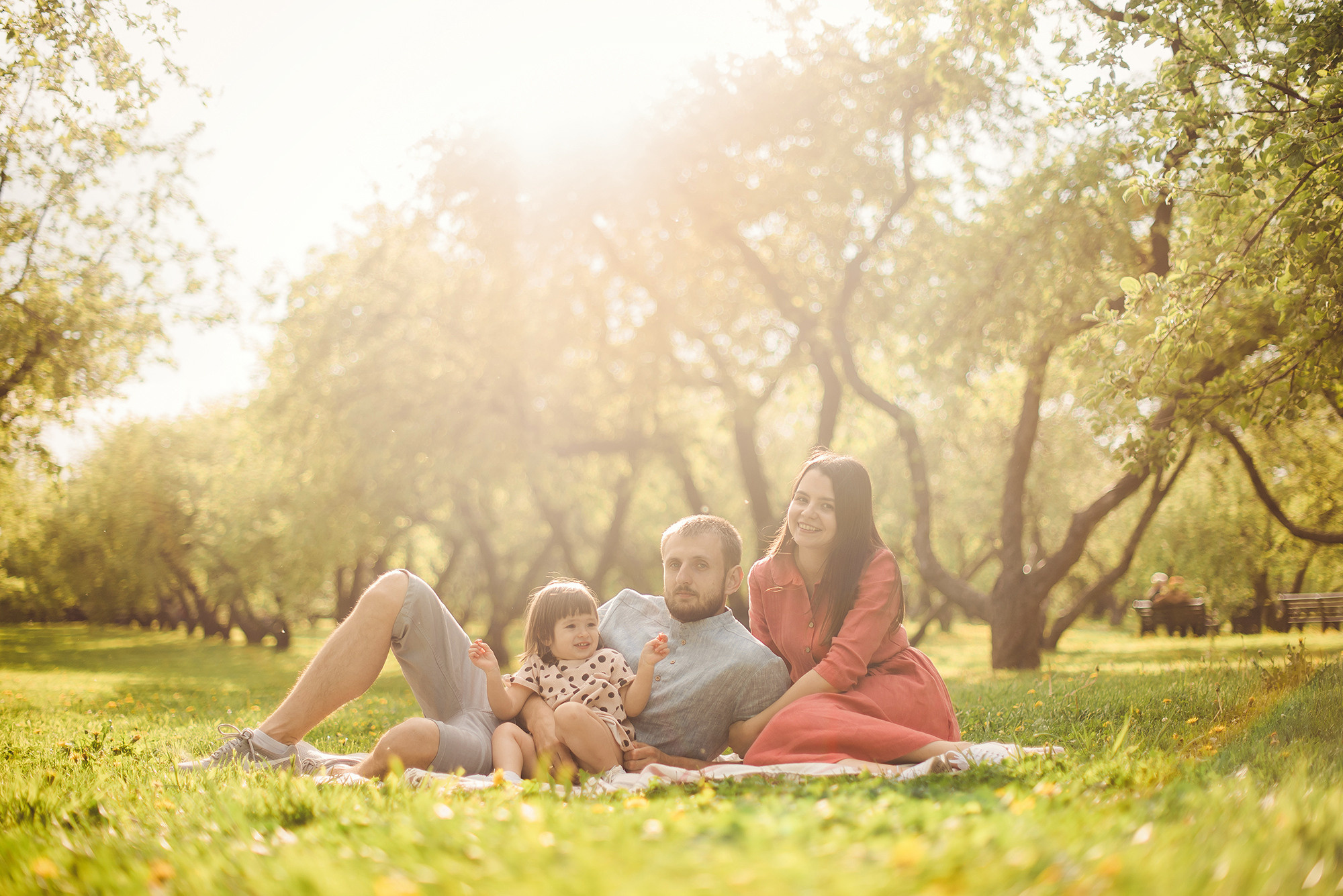 ЖЕНЬКИ и ПОЛИНА В ЦВЕТУЩЕМ КОЛОМЕНСКОМ. Свадебный и семейный фотограф РИТА БОЧКАРЁВА