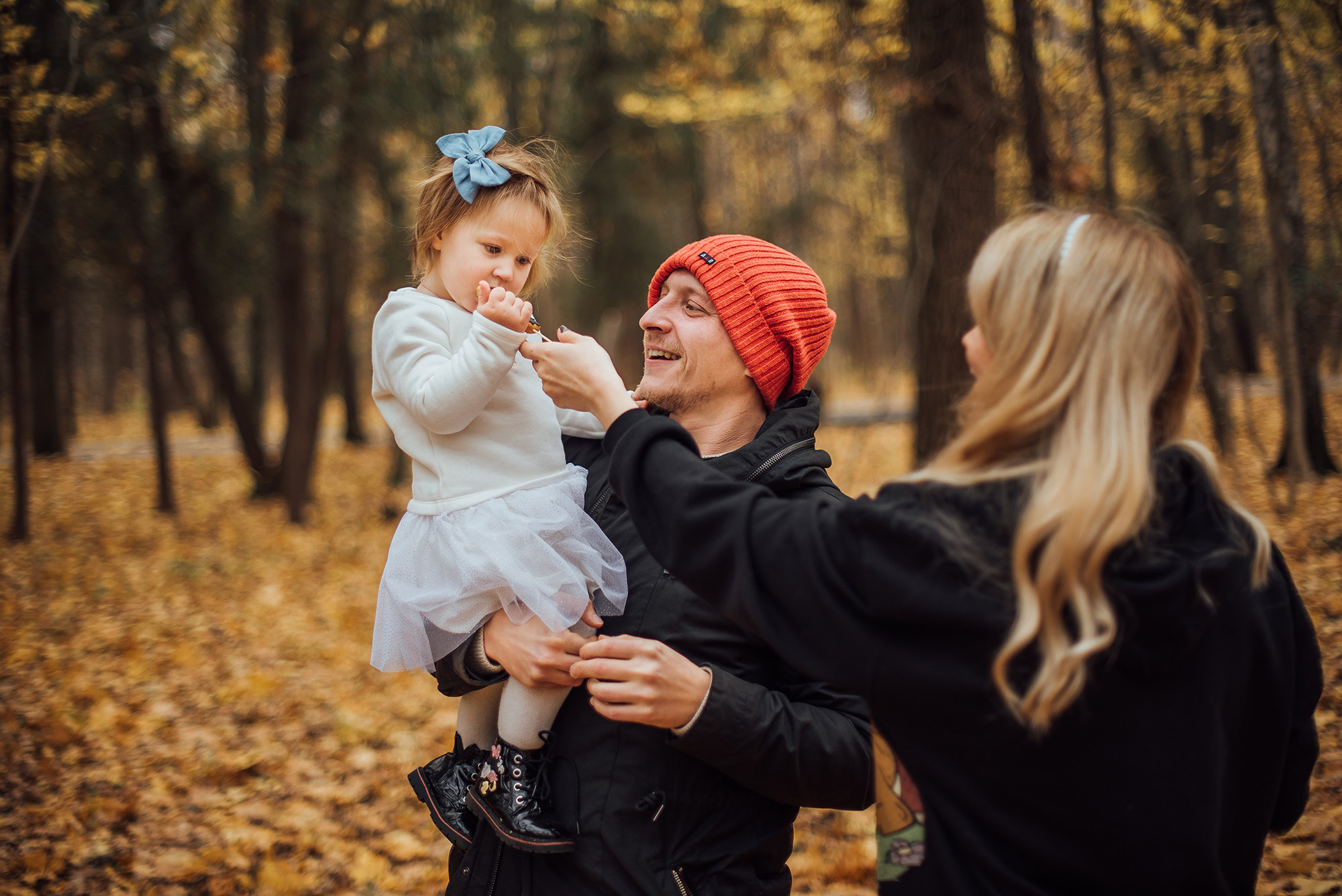 ЛИЛЯ, ДИМА и ТОНЯ. ОСЕНЯЯ ПРОГУЛКА. Свадебный и семейный фотограф РИТА БОЧКАРЁВА