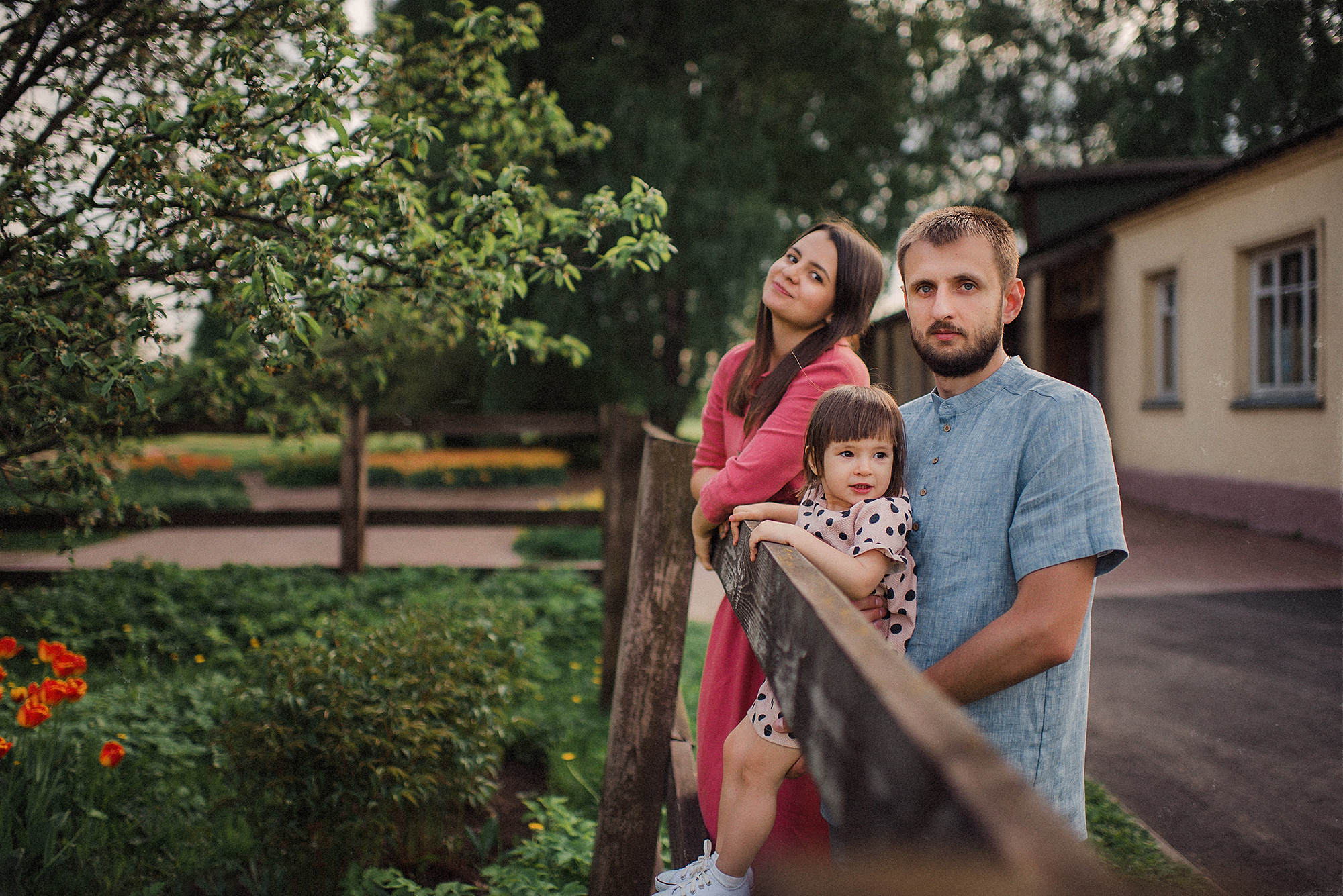 ЖЕНЬКИ и ПОЛИНА В ЦВЕТУЩЕМ КОЛОМЕНСКОМ. Свадебный и семейный фотограф РИТА БОЧКАРЁВА