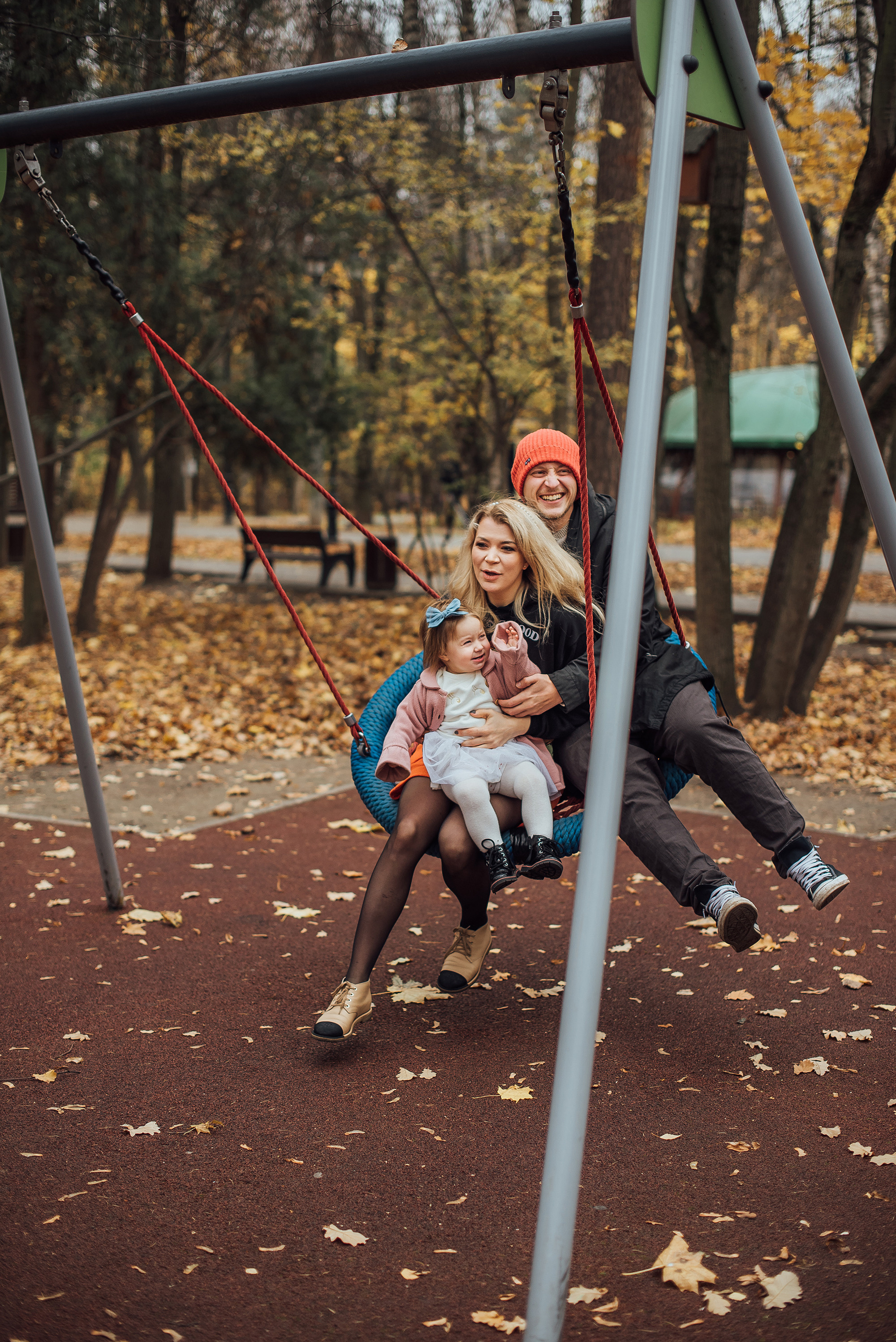 ЛИЛЯ, ДИМА и ТОНЯ. ОСЕНЯЯ ПРОГУЛКА. Свадебный и семейный фотограф РИТА БОЧКАРЁВА
