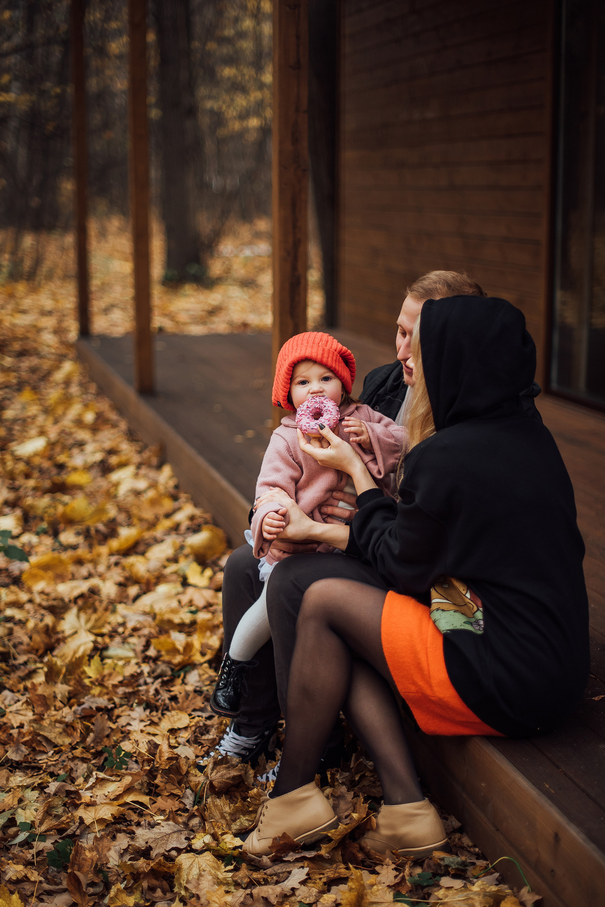 ЛИЛЯ, ДИМА и ТОНЯ. ОСЕНЯЯ ПРОГУЛКА. Свадебный и семейный фотограф РИТА БОЧКАРЁВА