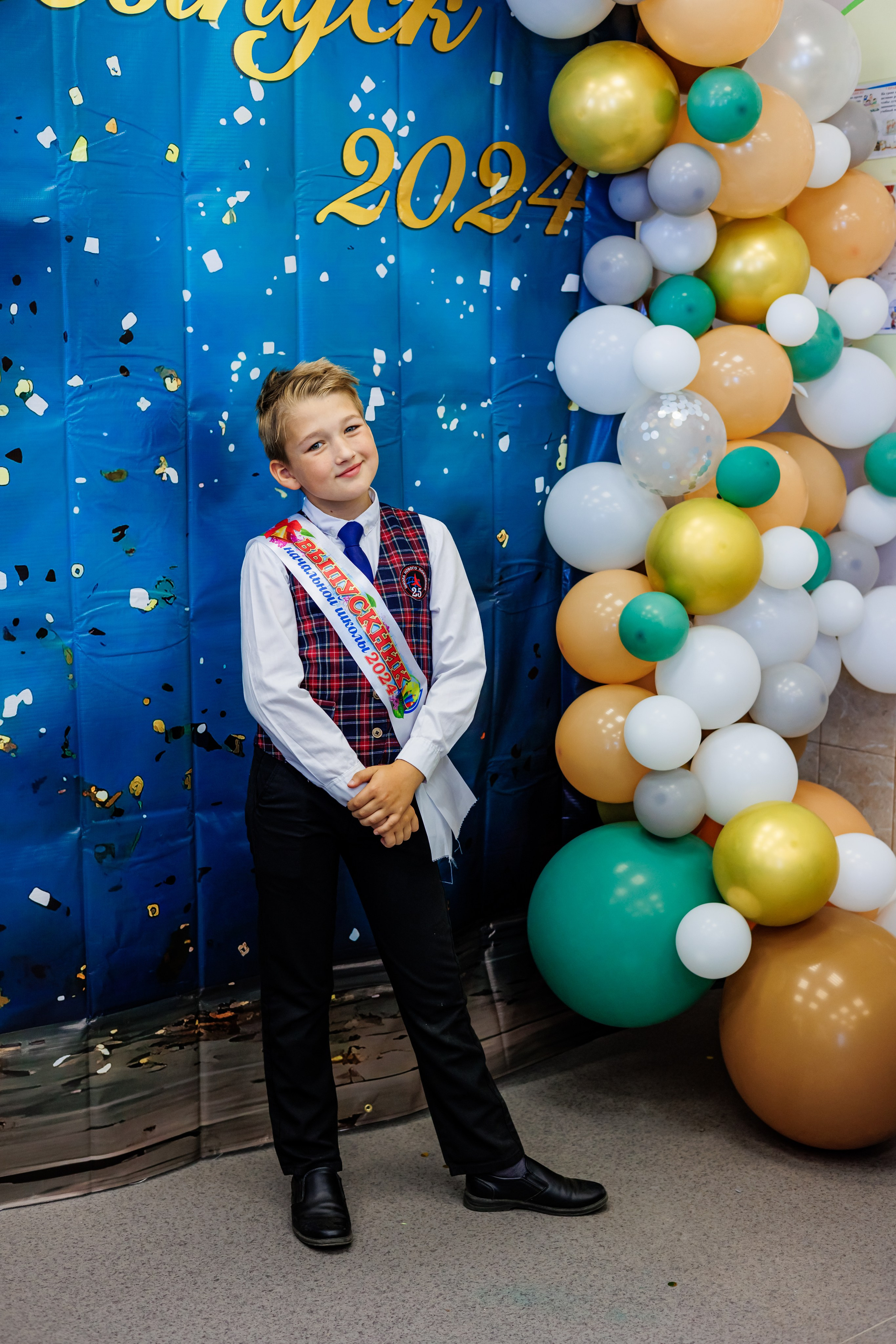 Выпуск 4а 25школа'24 год. Свадебный и семейный фотограф в Армавире