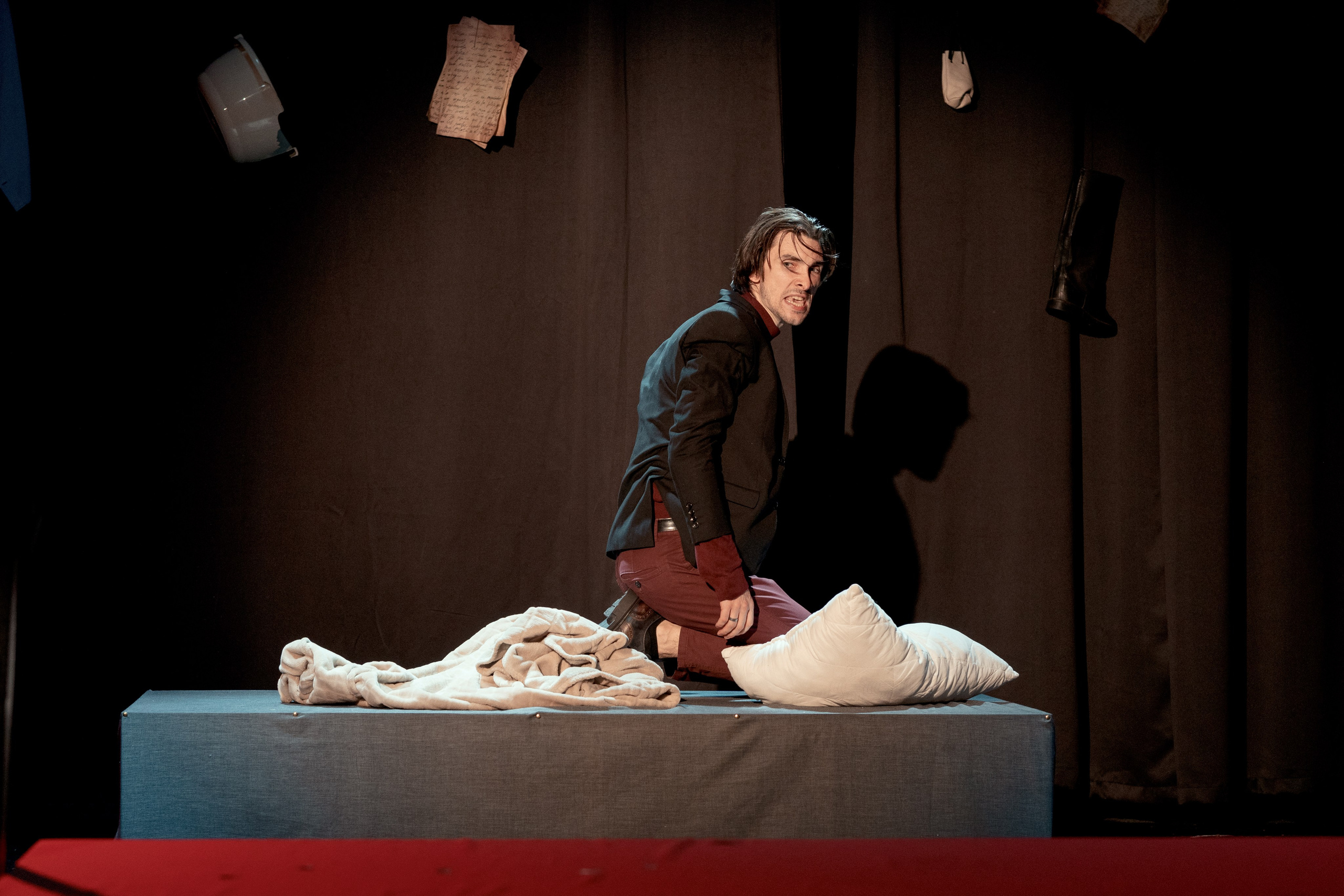 Спектакль «Женитьба». Репортажный и портретный фотограф Андрей Гаровский