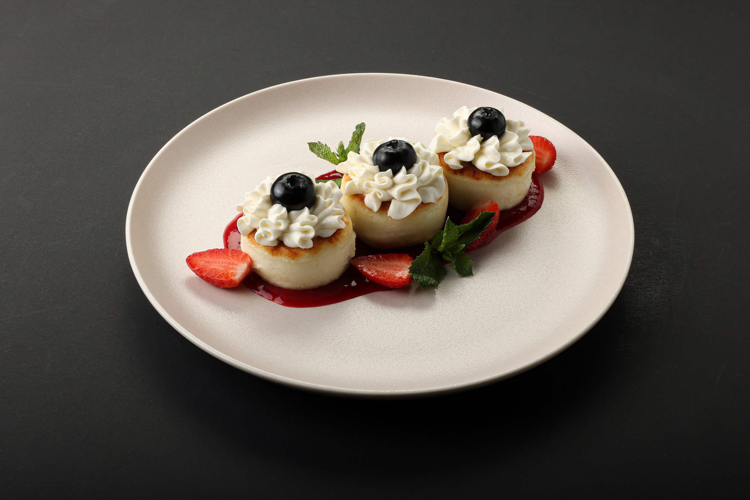 APPLEMANIA. Фотограф Самира Абдуллаева