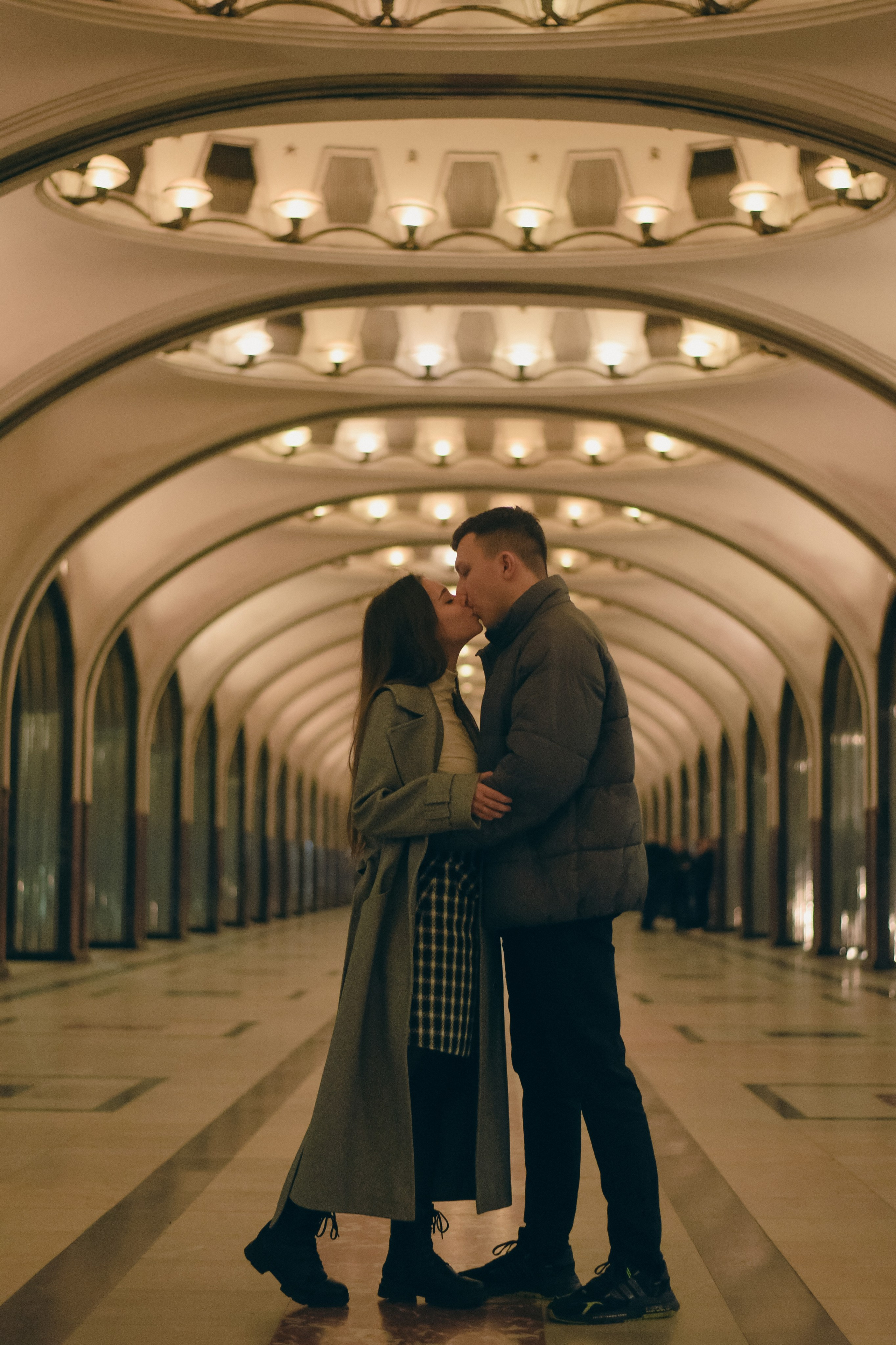 Пустое метро. Фотограф Лола Волна, город Москва