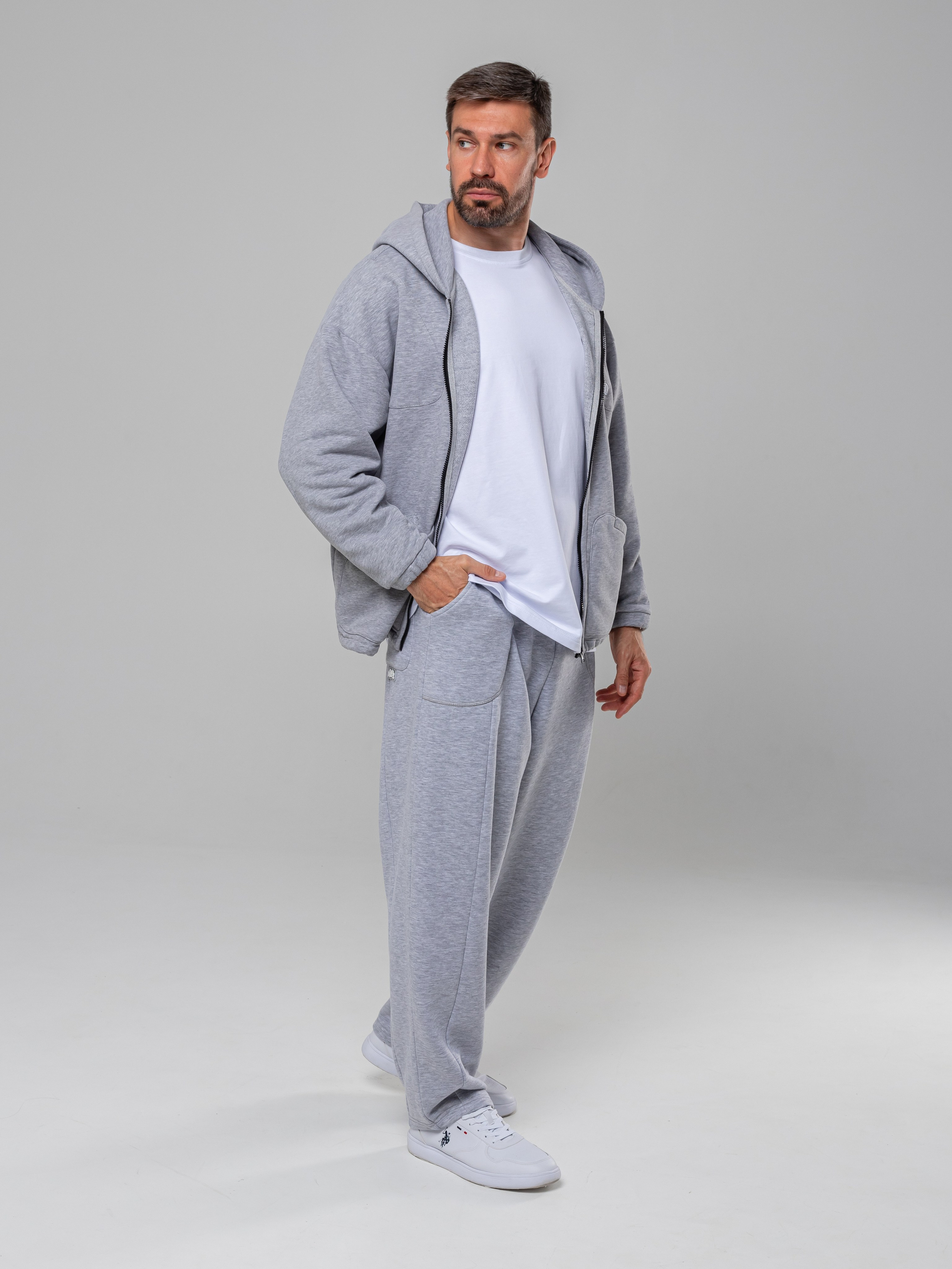 Худи и штаны. Фотограф в Краснодаре Арина Кудряшова