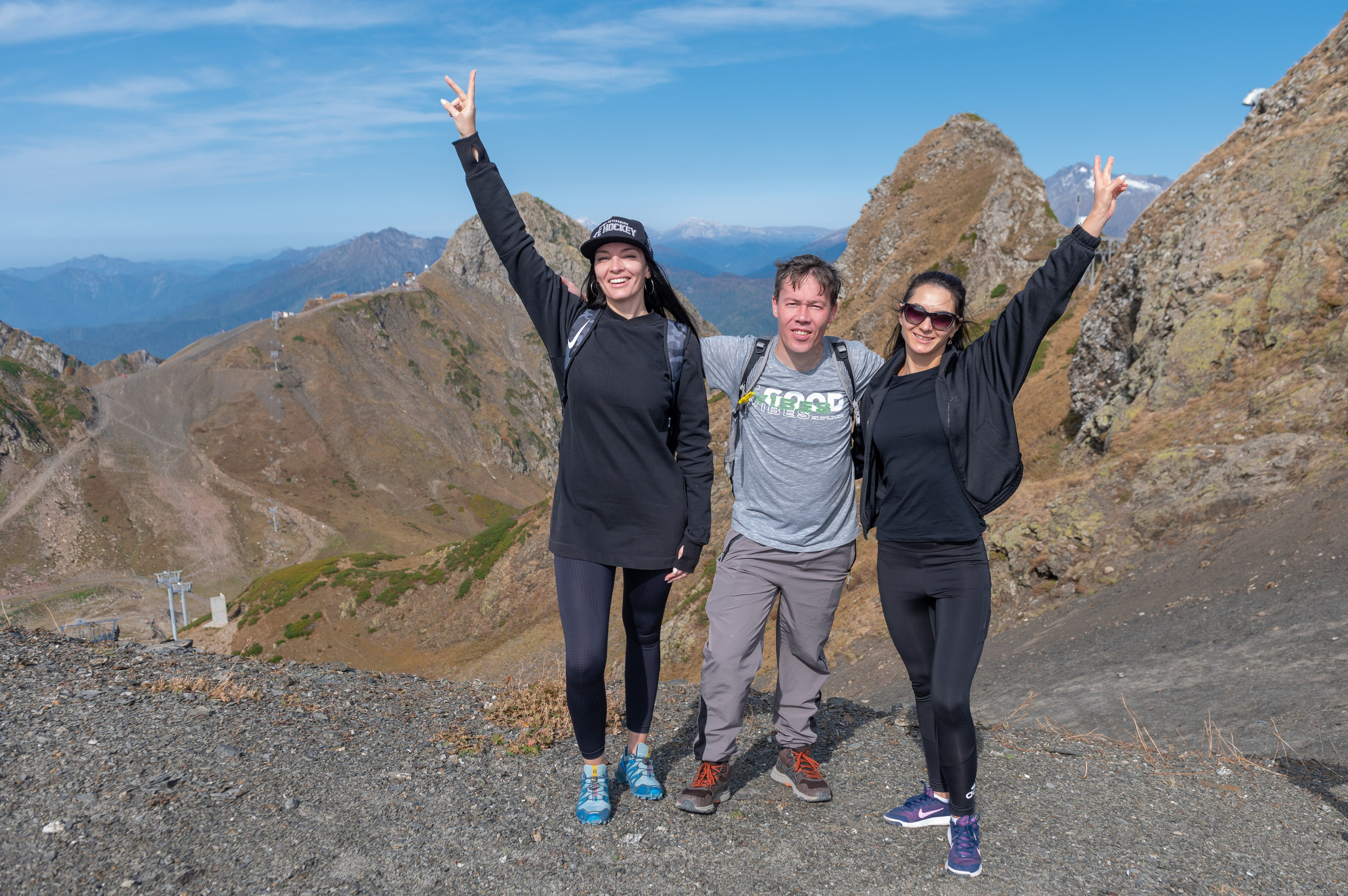 Хайкинг по трем курортам Красной Поляны 2022. Репортажный фотограф в Красной Поляне и Сочи Павлюченко Екатерина