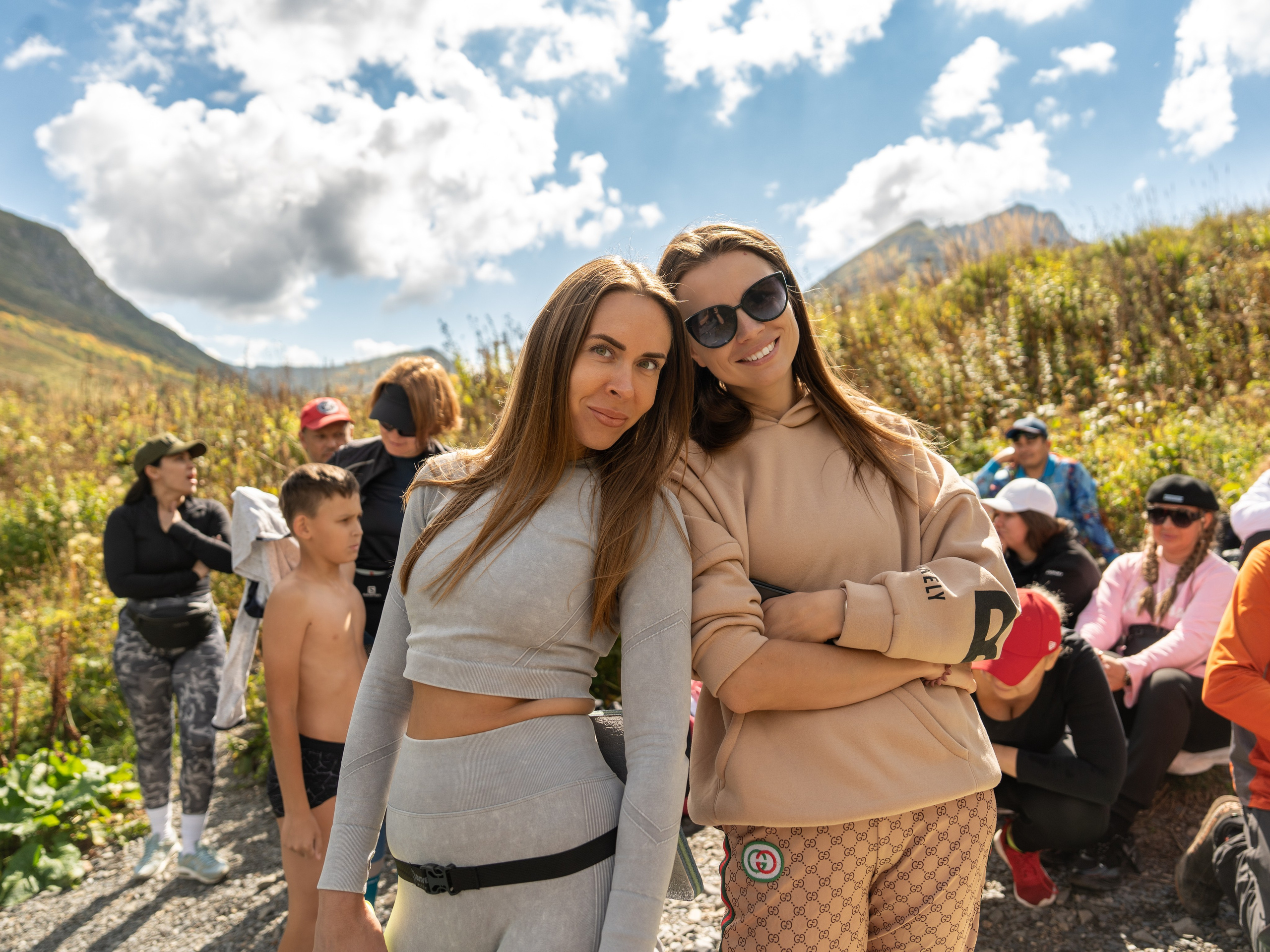 Поход для профсоюза курорта «Газпром Поляна» на Бзерпинский карниз. Репортажный фотограф в Красной Поляне и Сочи Павлюченко Екатерина