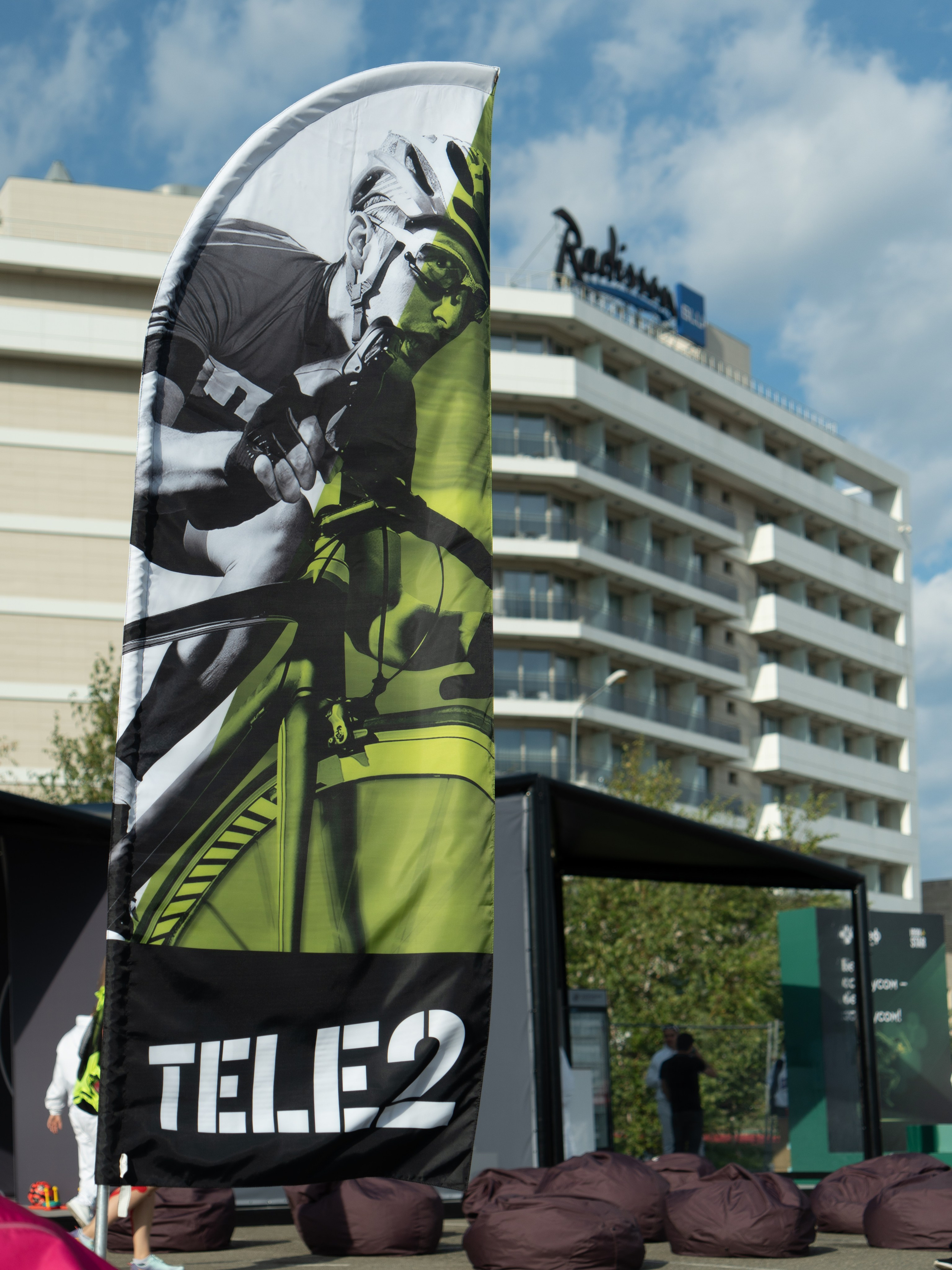 Фотоотчет партнерской интеграции для компании TELE2 на фестивале Ironstar. Репортажный фотограф в Красной Поляне и Сочи Павлюченко Екатерина