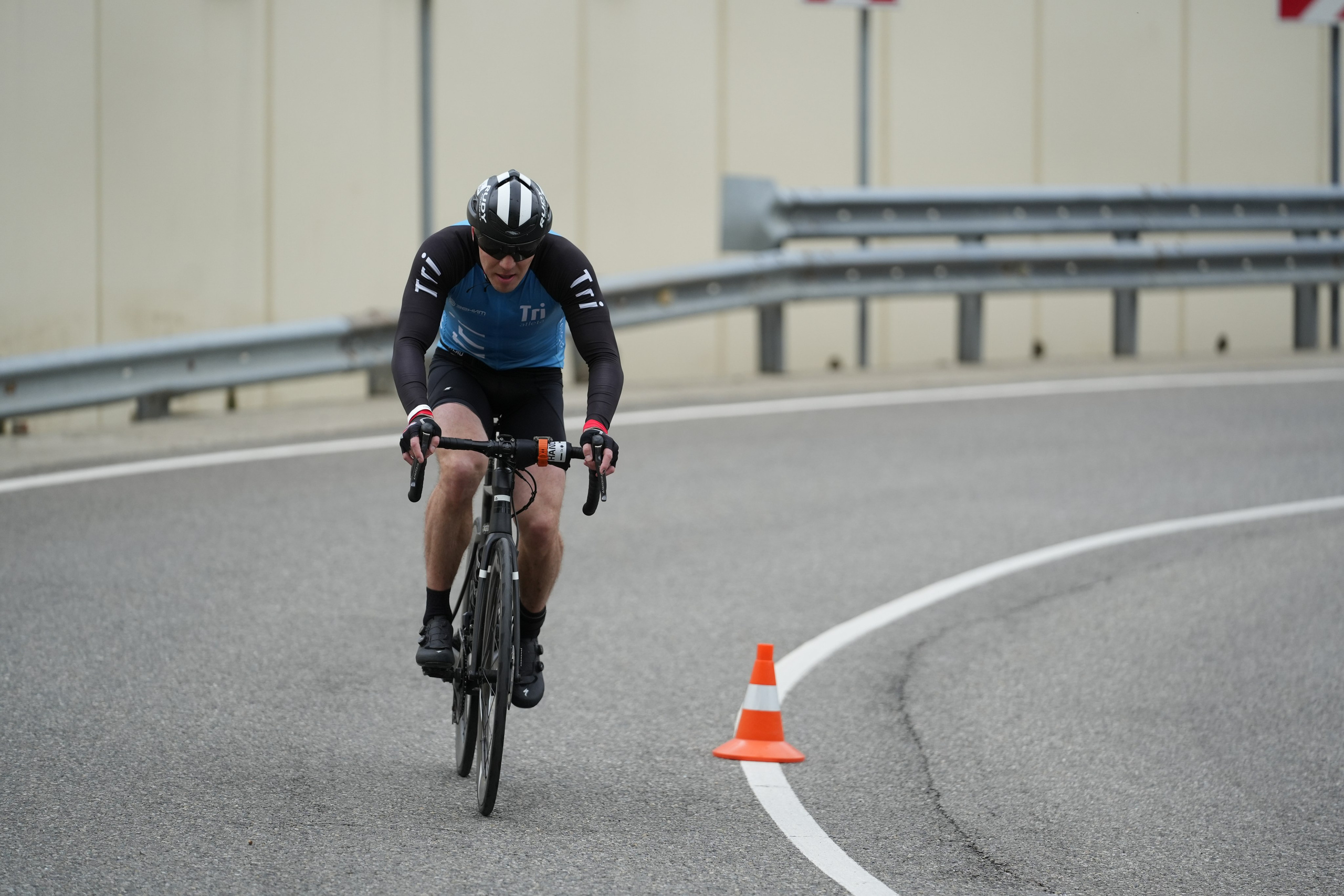 Велогонка «Три горы» на курортах горного кластера Красная Поляна. Репортажный фотограф в Красной Поляне и Сочи Павлюченко Екатерина