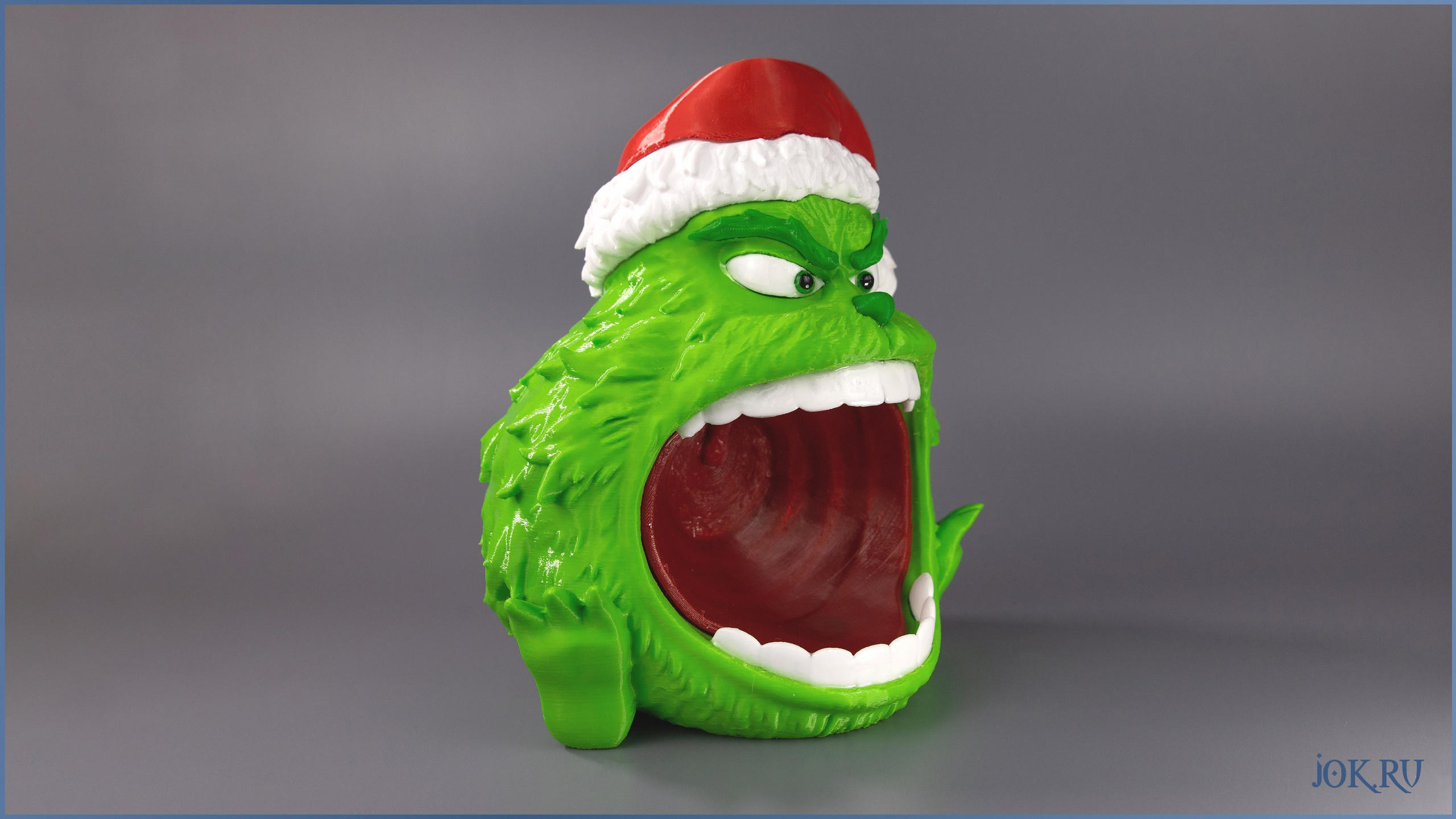 коллекционные фигурки Гринча из фильма;