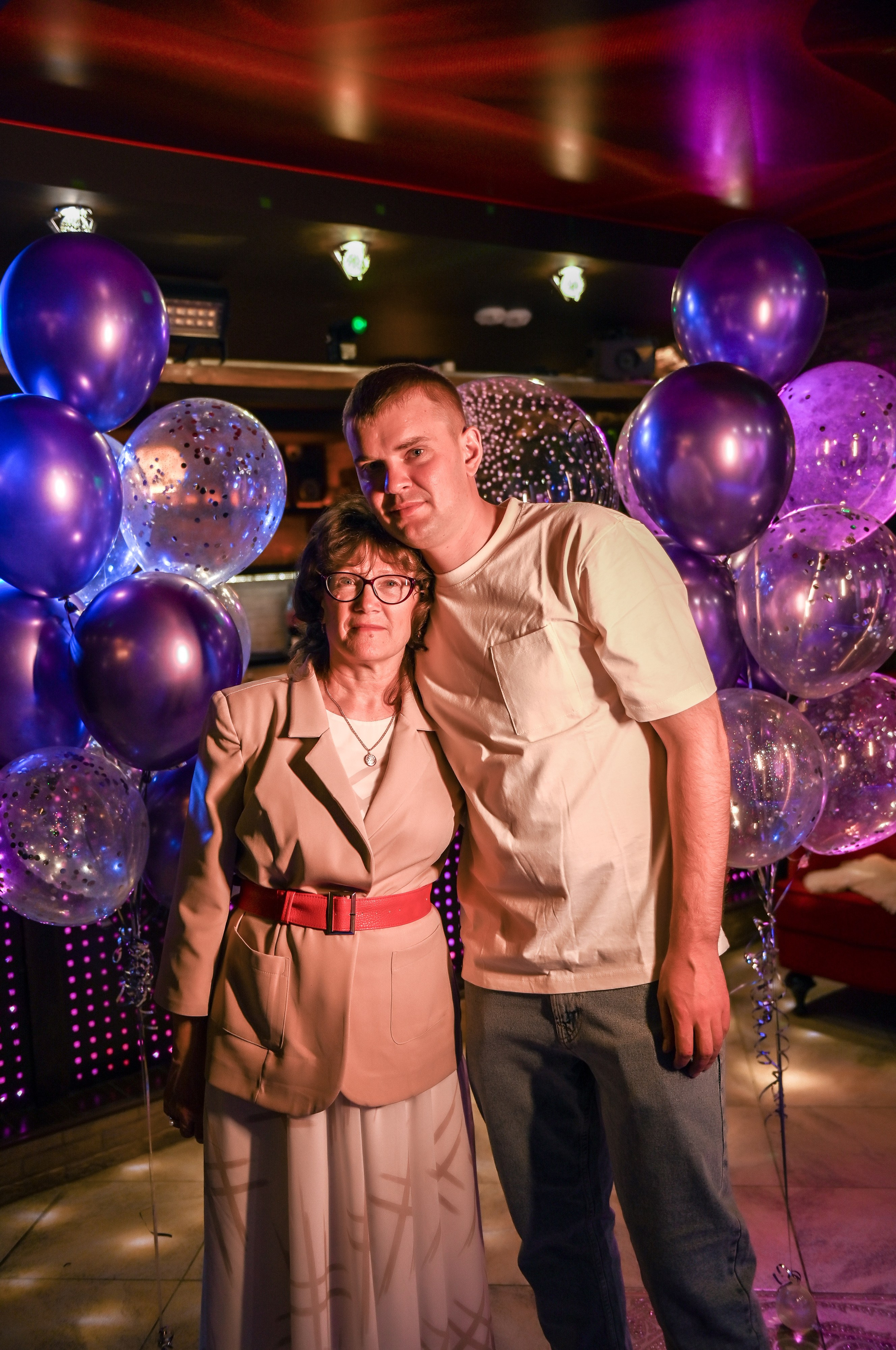 День рождения. Свадебный, семейный, детский, контент фотограф в Омске Максим Ильин