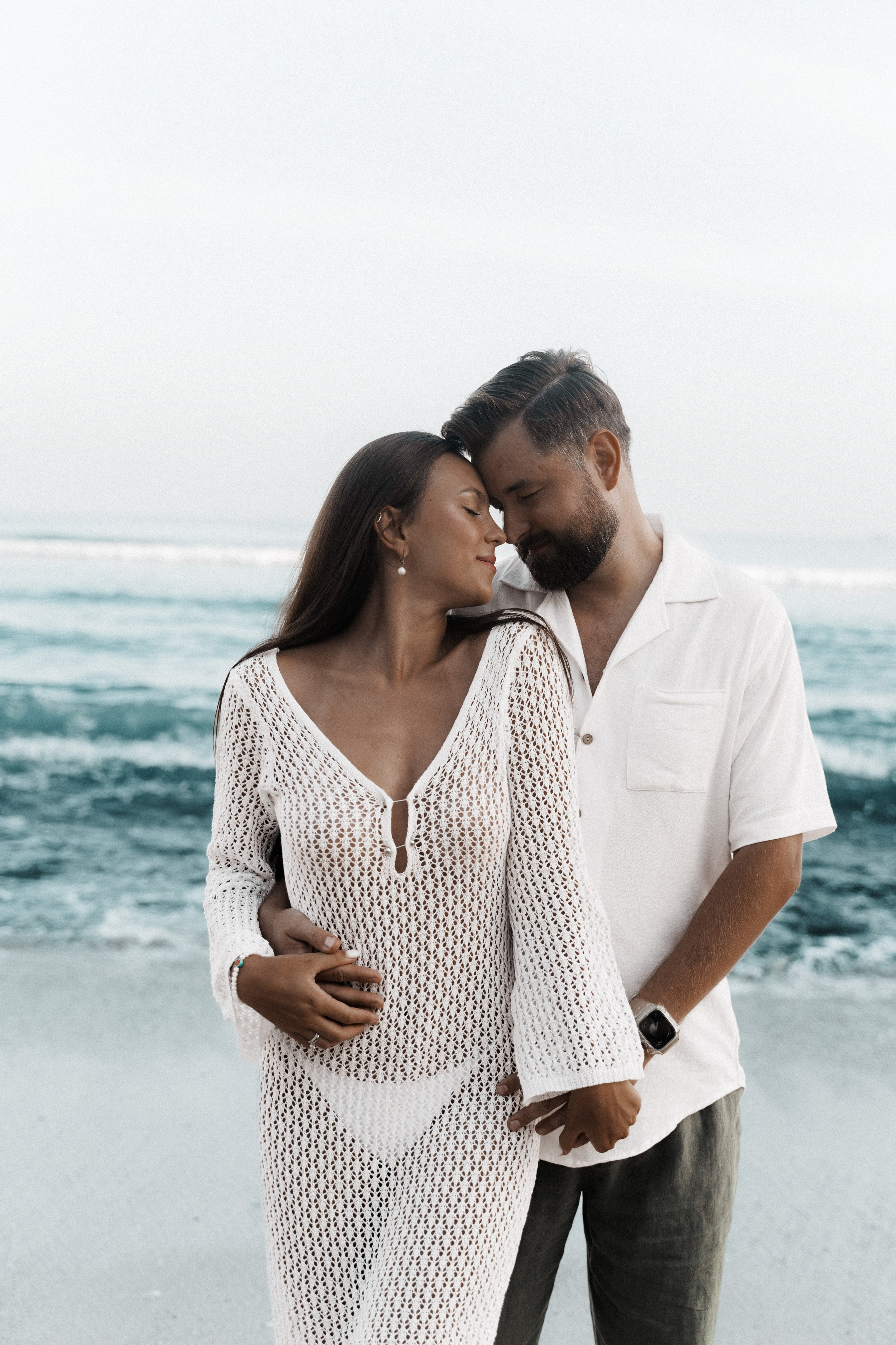 Contacts. Professional Wedding Photography, Portraits, and Studio Photoshoots in Phuket