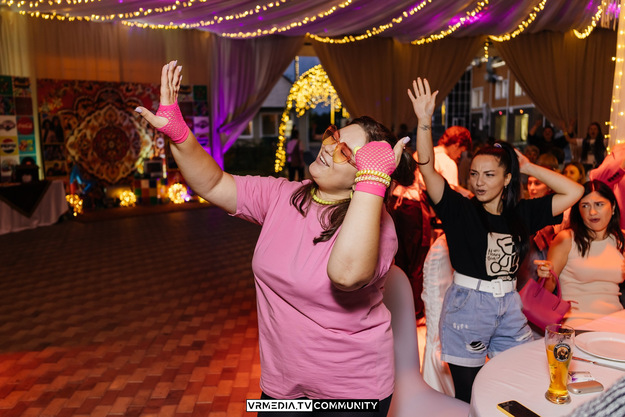 Ресторан «Империя»: Вечеринка 90-х