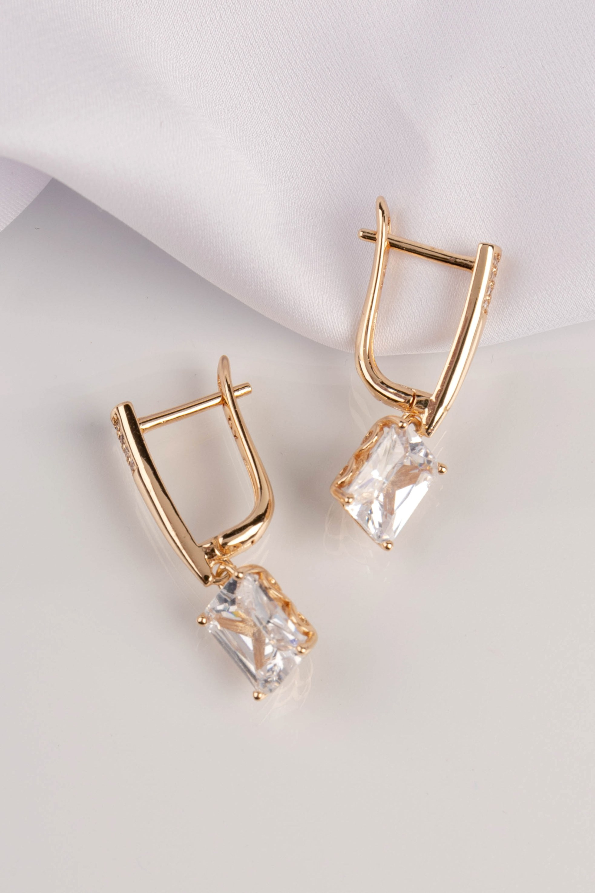 Ювелирные украшения. Предметный фотограф в Крыму Ольга Шестакова