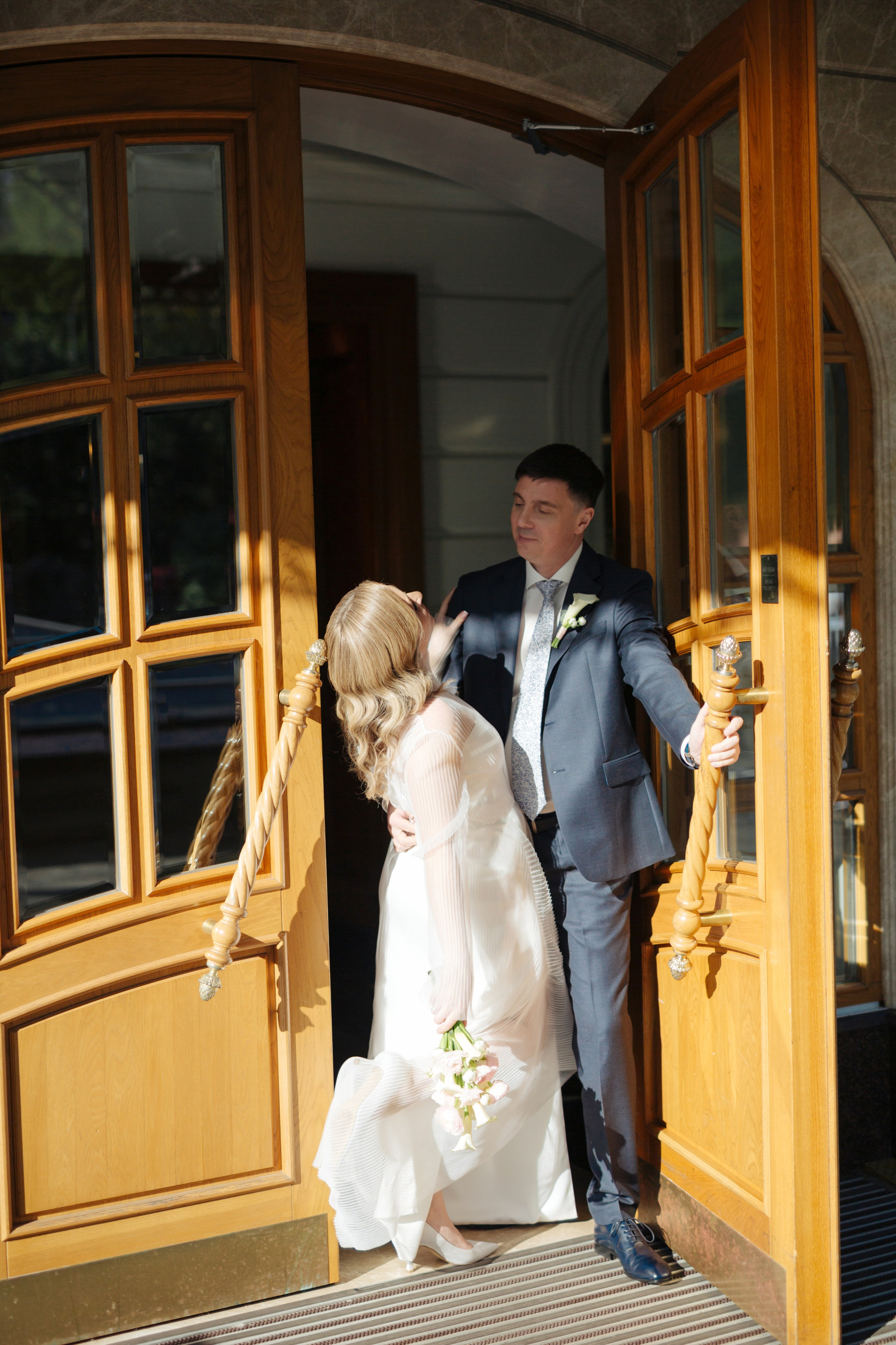 Свадьба в Пушкине. Tsar Palace. Портретный и репортажный фотограф в Санкт-Петербурге Елизавета Я