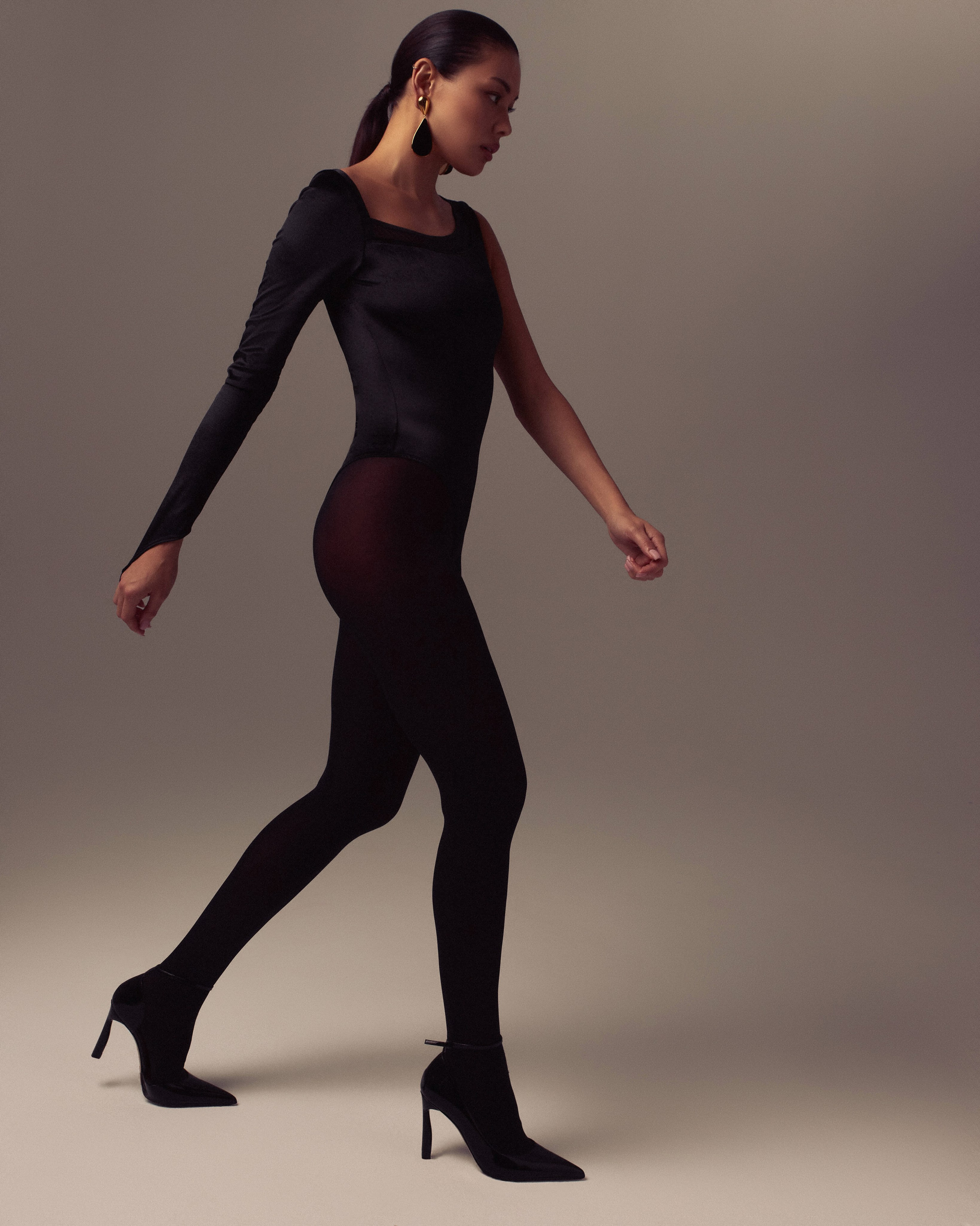 DV brand (Daria Vasileva). Retoucher