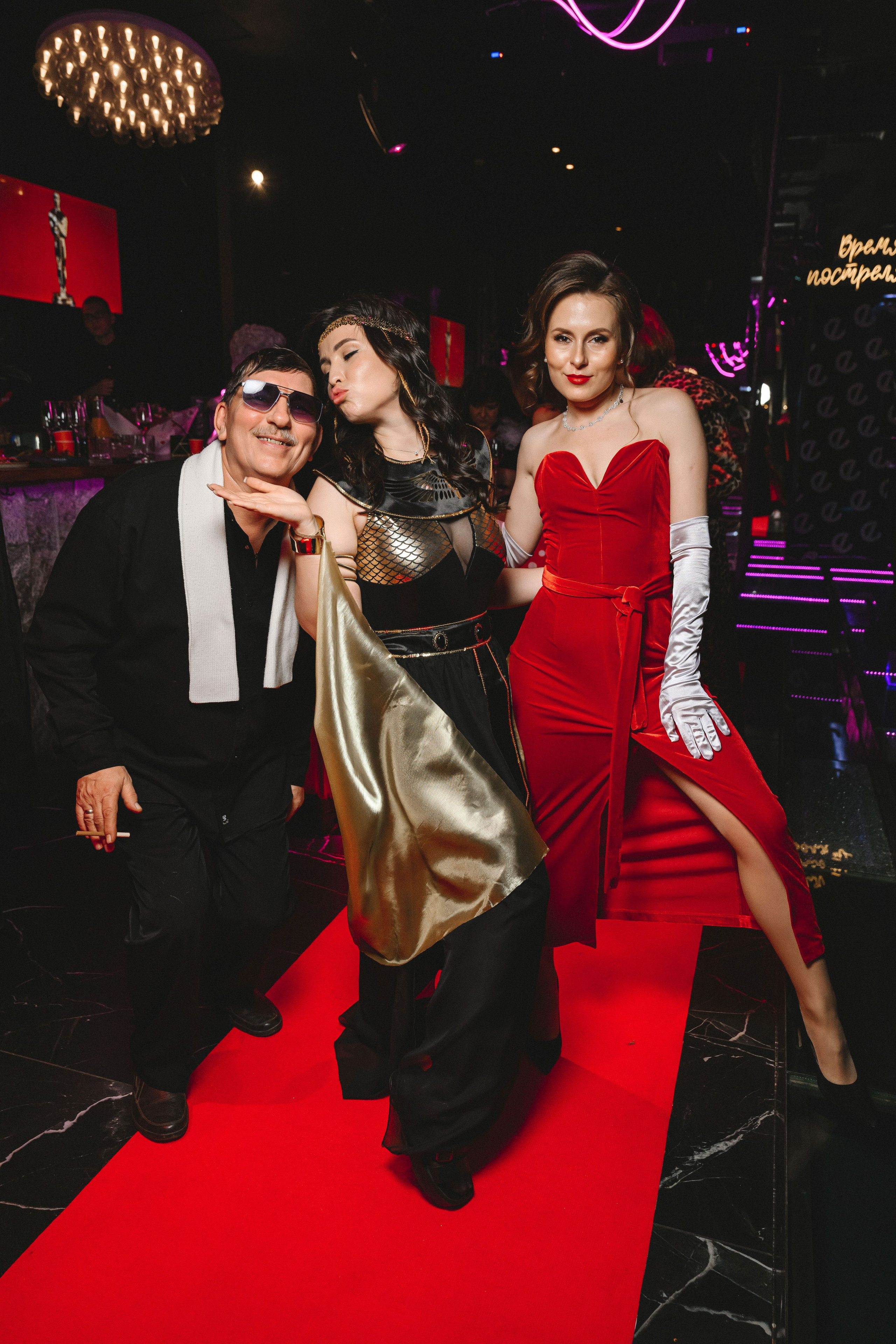 Happy Birthday. Максим Комаров — Профессиональный фотограф