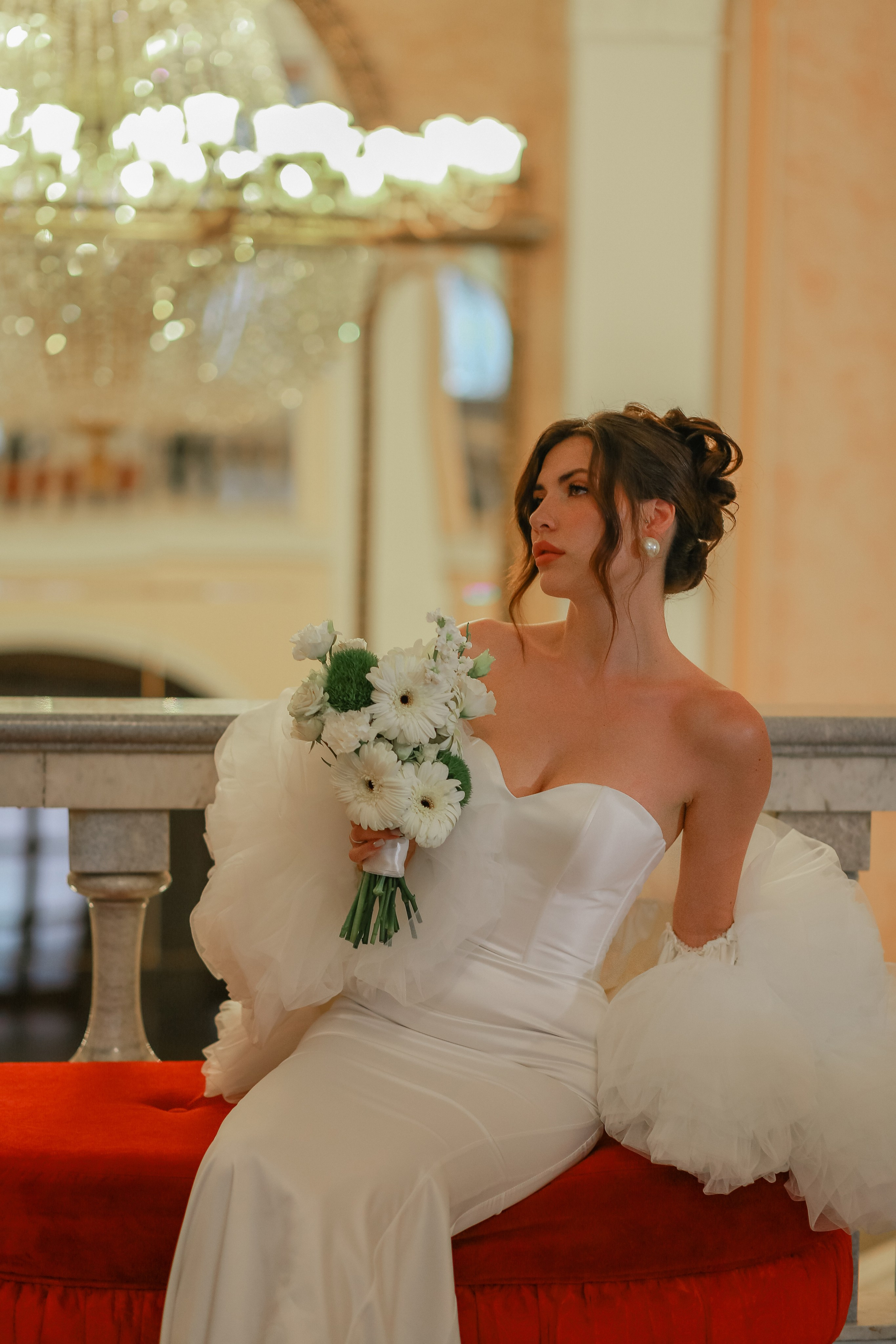 Свадебная съемка в театре. Иванова Ирина Свадебный и семейный фотограф г. Уфа