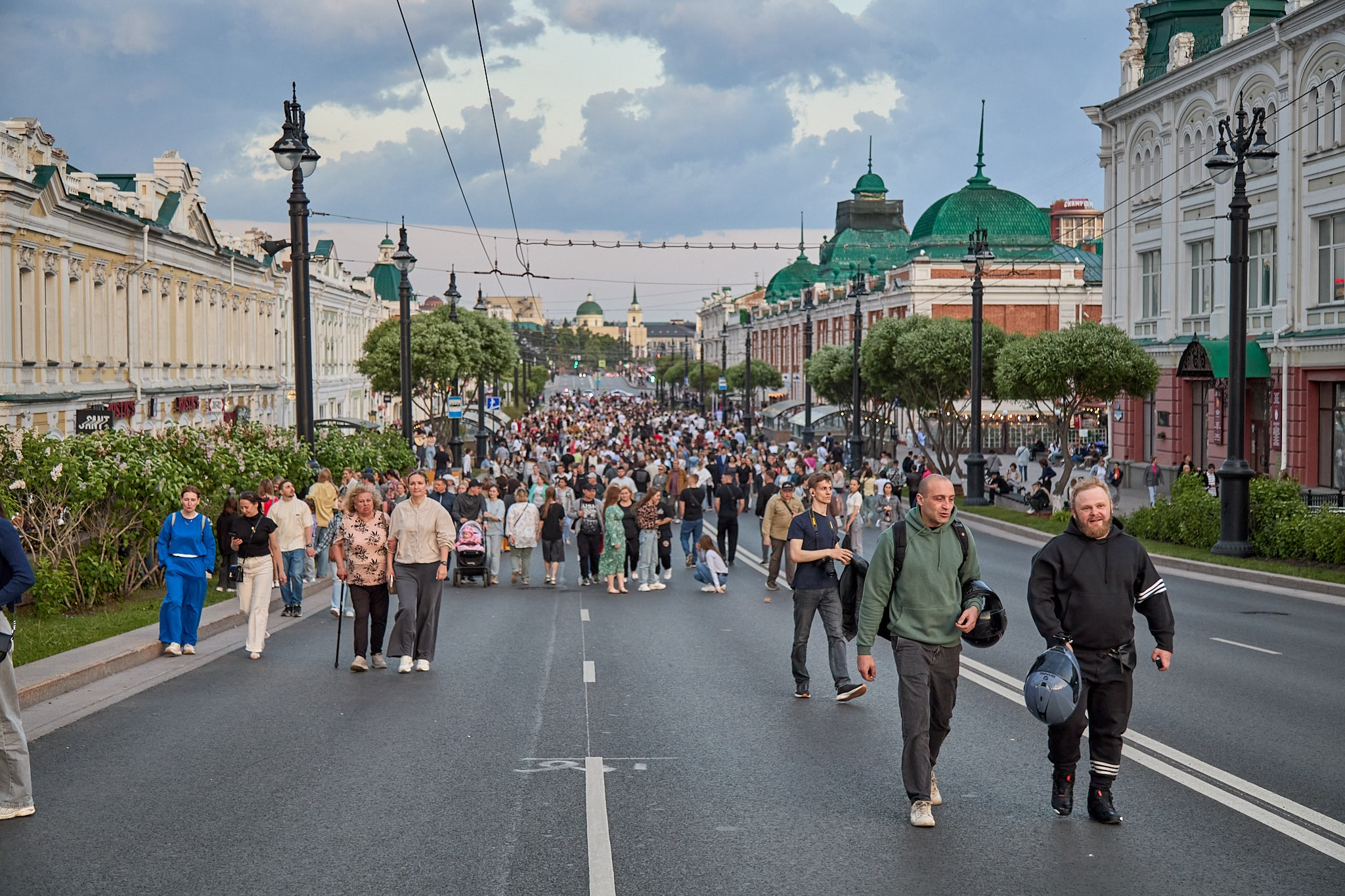 Пешеходный Любинский в молодежной столице. Фотограф Омск | Александр Вандеров