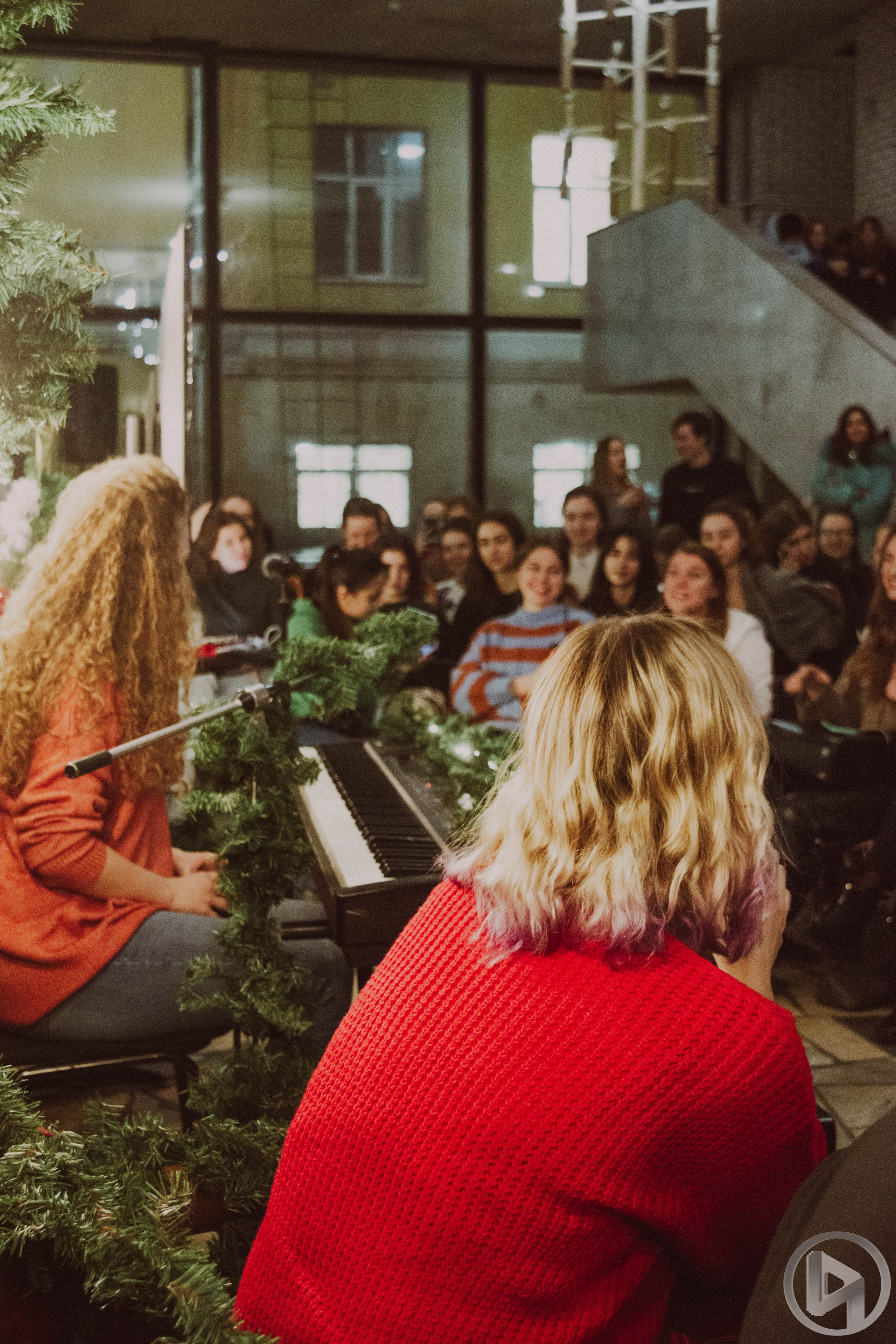 Квартирник MSLU STUDLIFE. Фотограф Анастасия Лощакова в Москве
