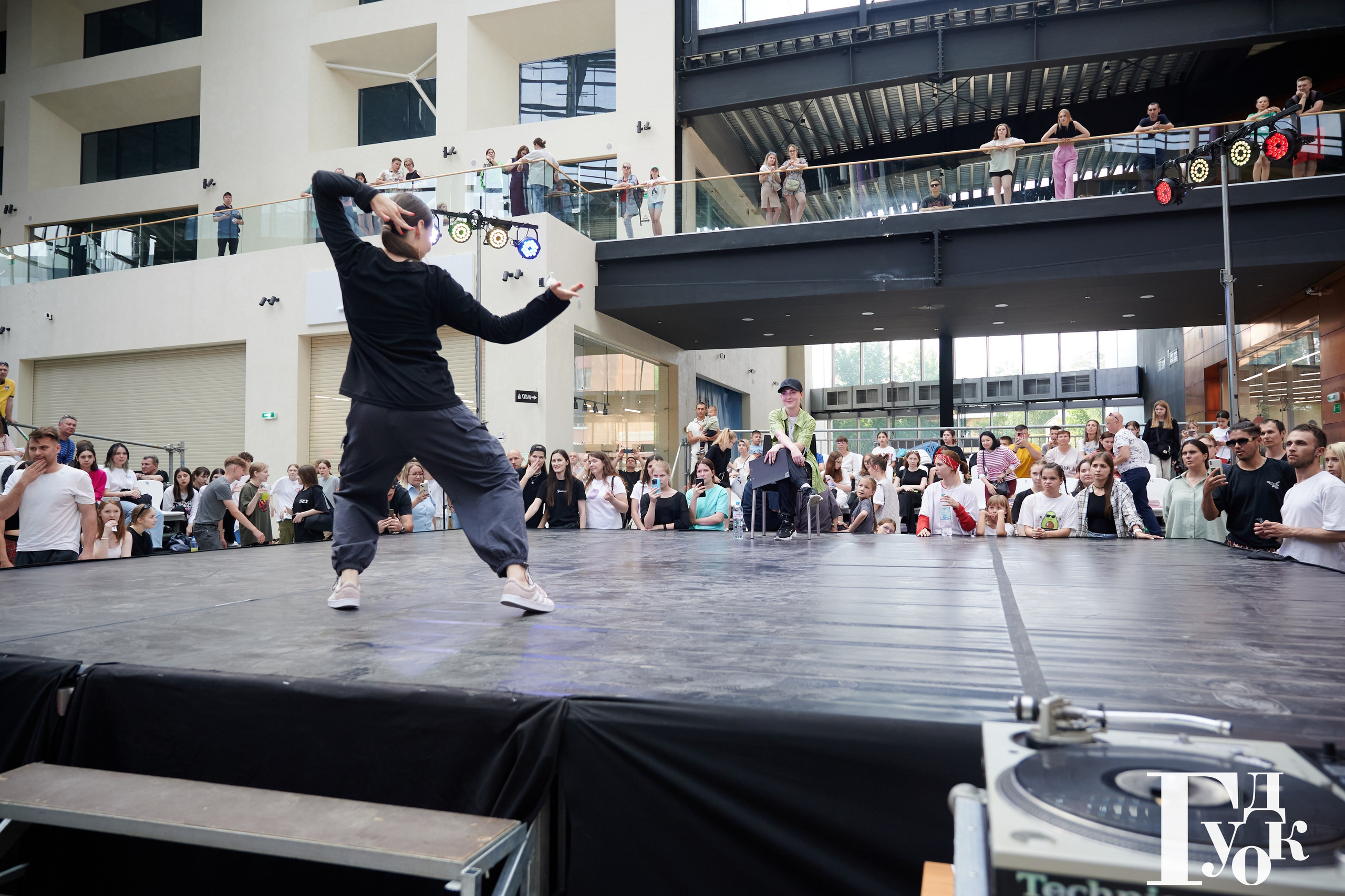 Dance Battle/Dc Crew. Профессиональный репортажный фотограф в Самаре Никита Королев