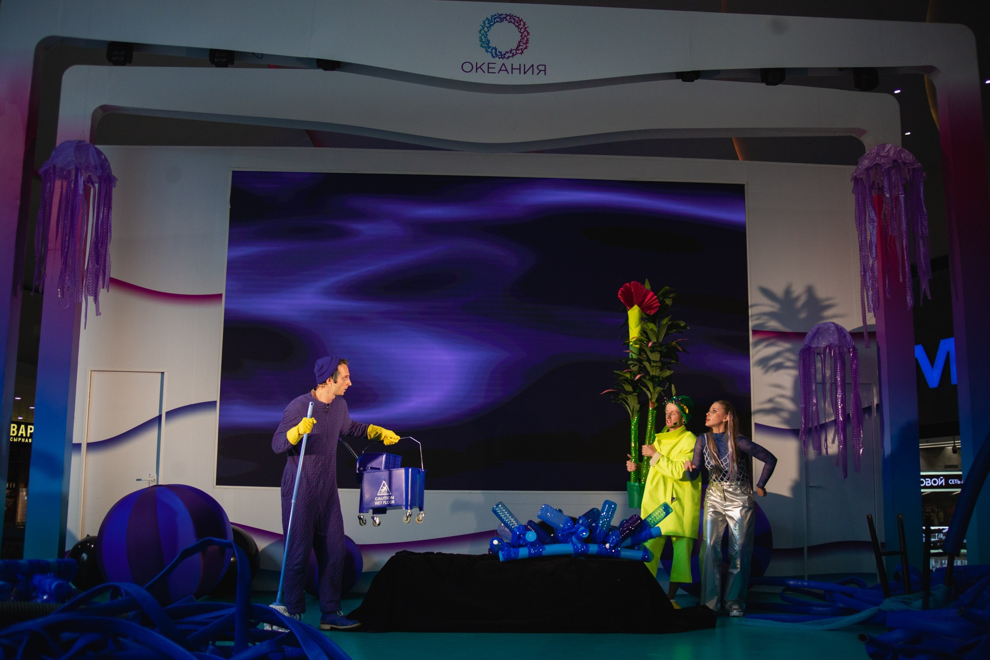 Сказка в ТЦ Океания. Репортажный и концертный фотограф в Москве Анастасия Осень