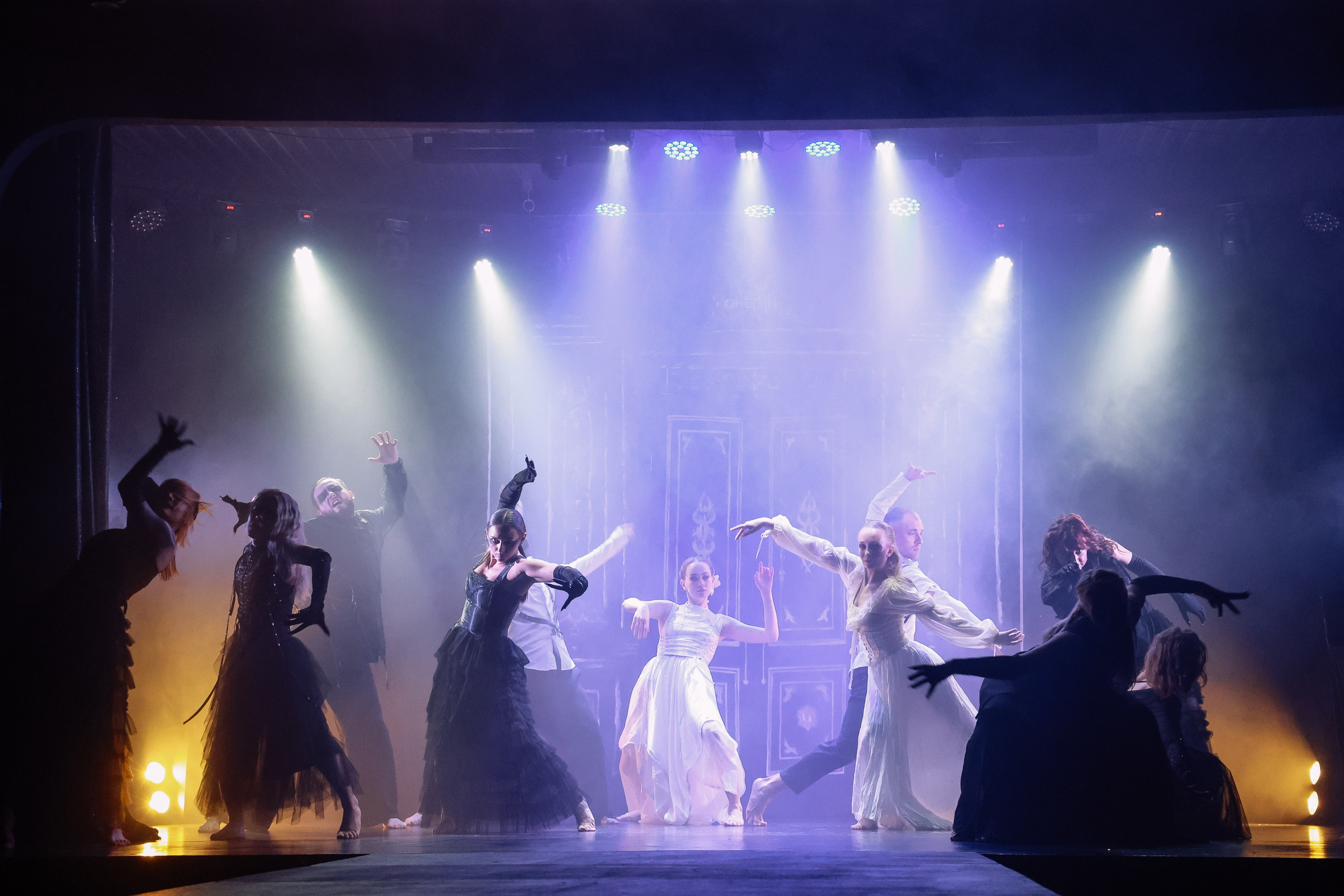 Пластический спектакль Онегин _ IVEX. Фотограф Юлия Мальцева