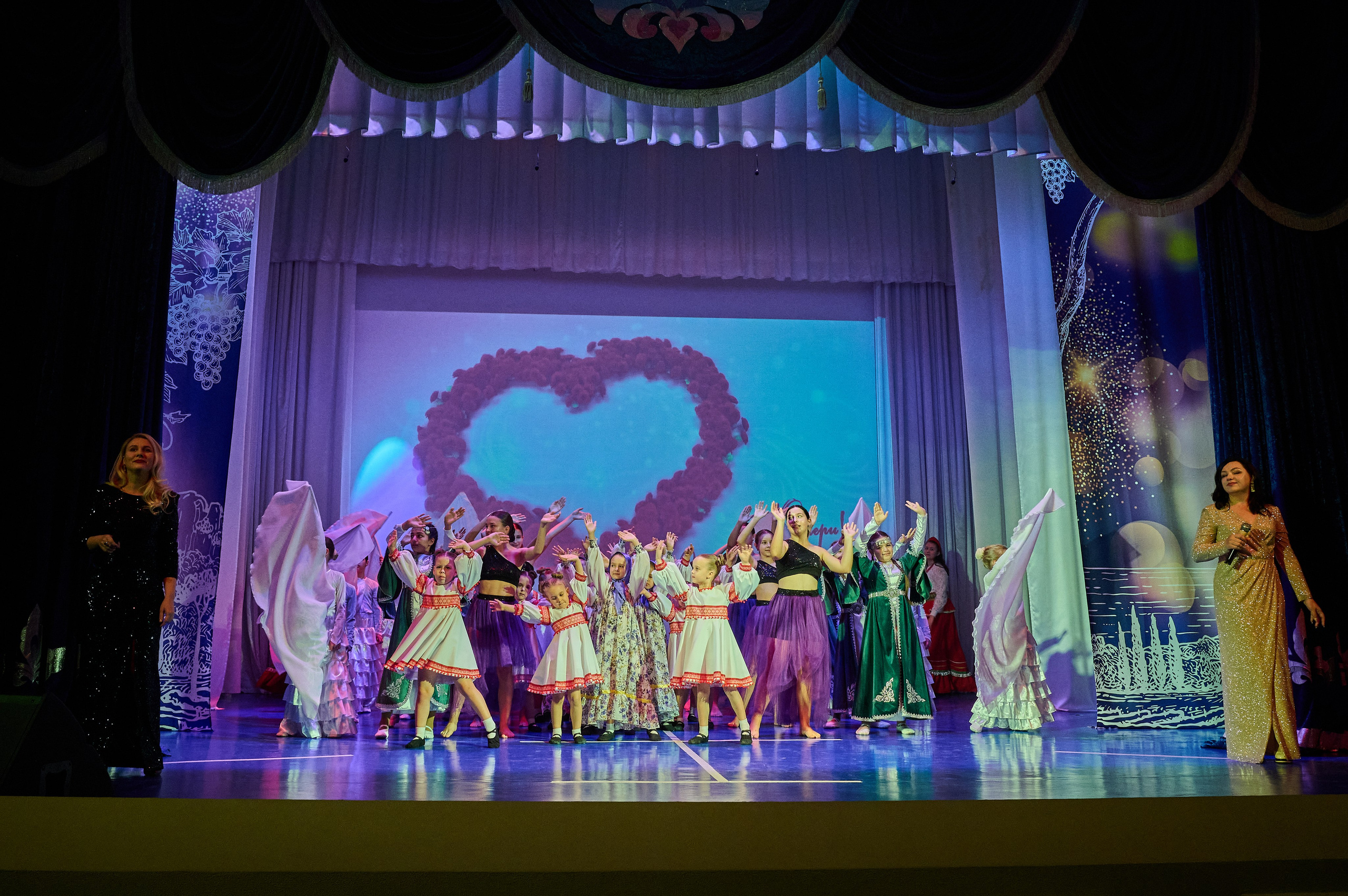 День матери Марьина Роща. Жизнь курорта Кабардинка в фотографиях