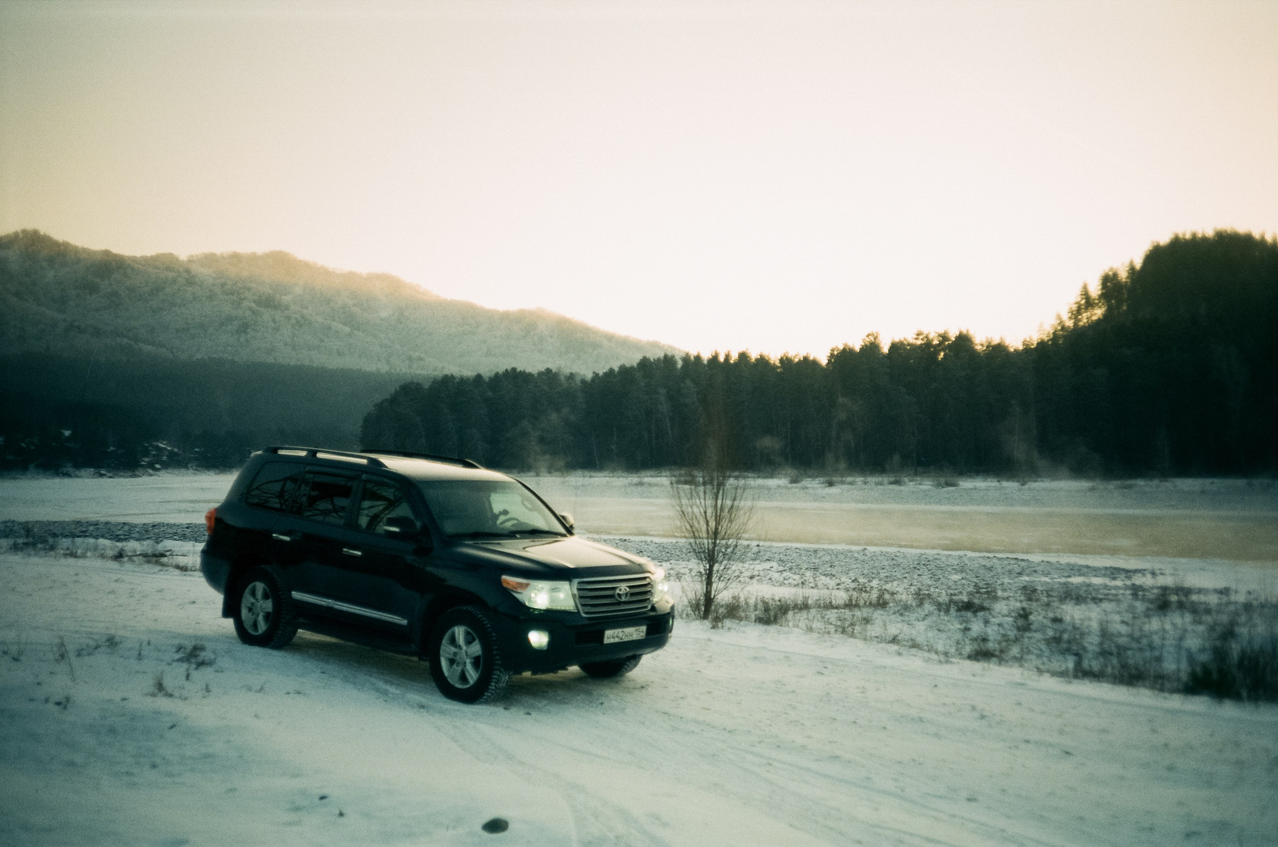 Бережок первый день, мост Бирюзовая Катунь / 10 декабря 2023 года (-25