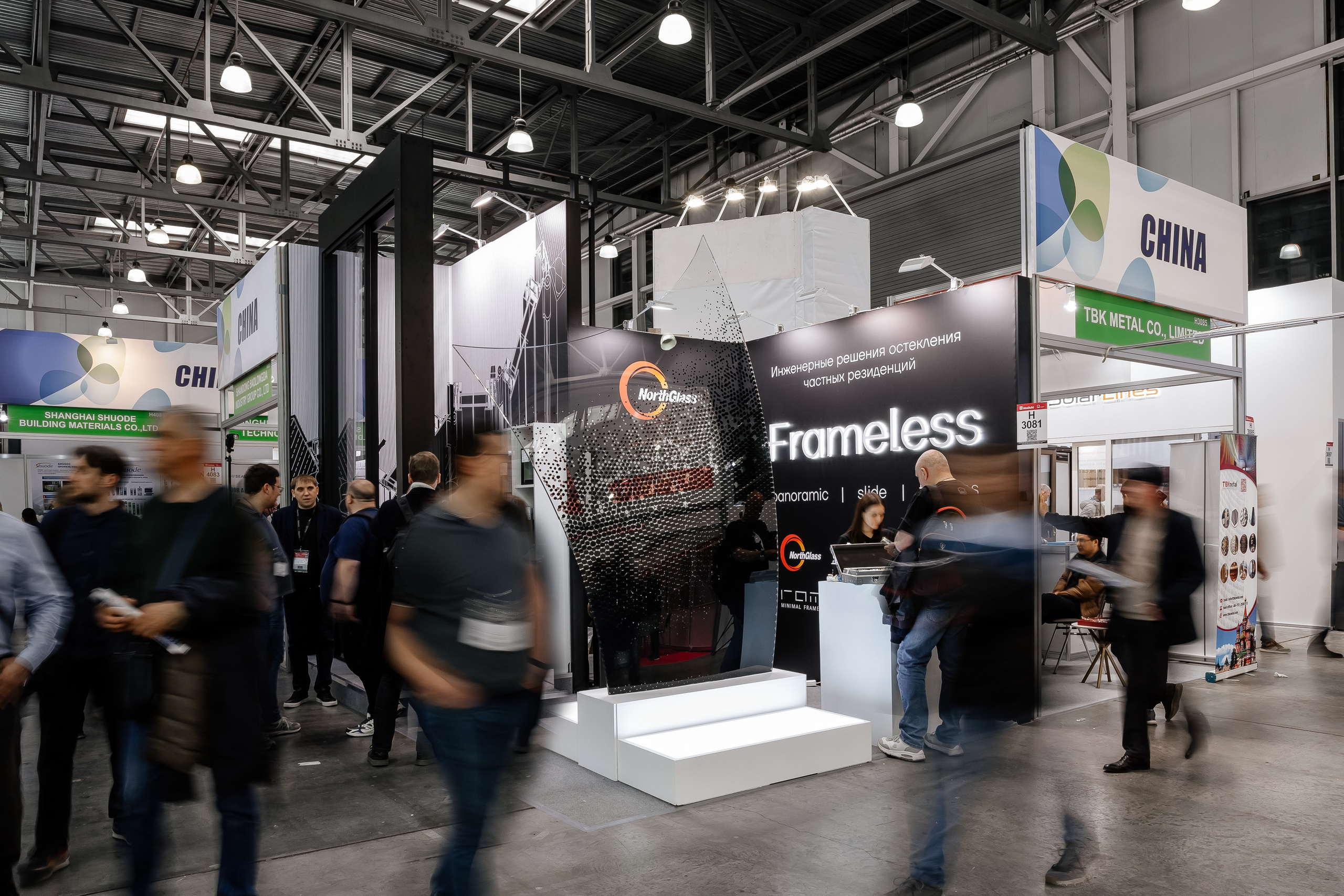 Frameless на выставке mosbuild. Профессиональный фотограф Инесса Новикова в Москве