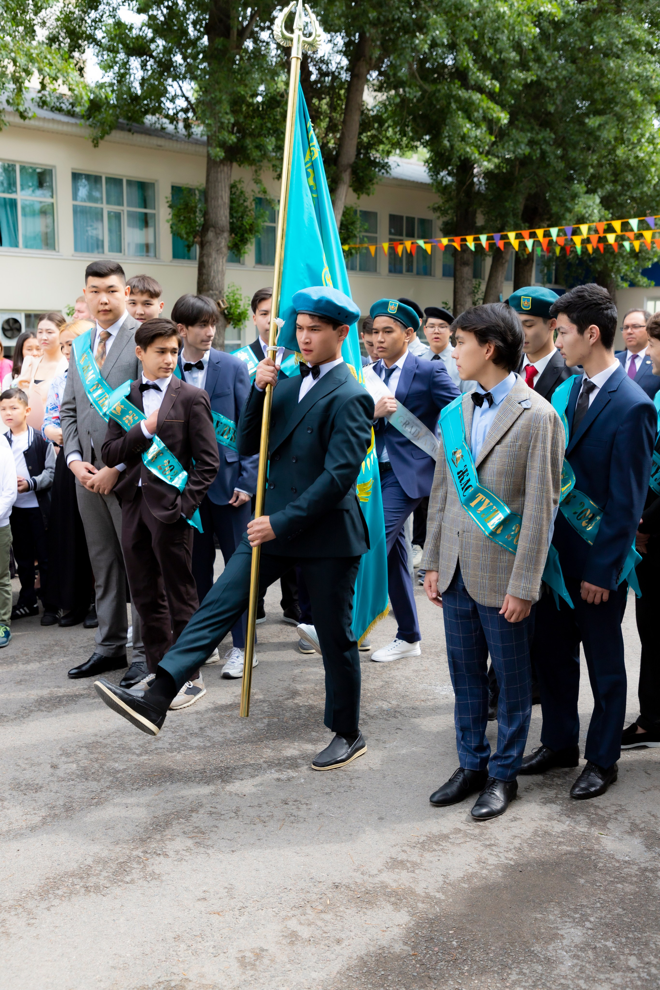 Выпускной Suleyman Demirel. Фотограф