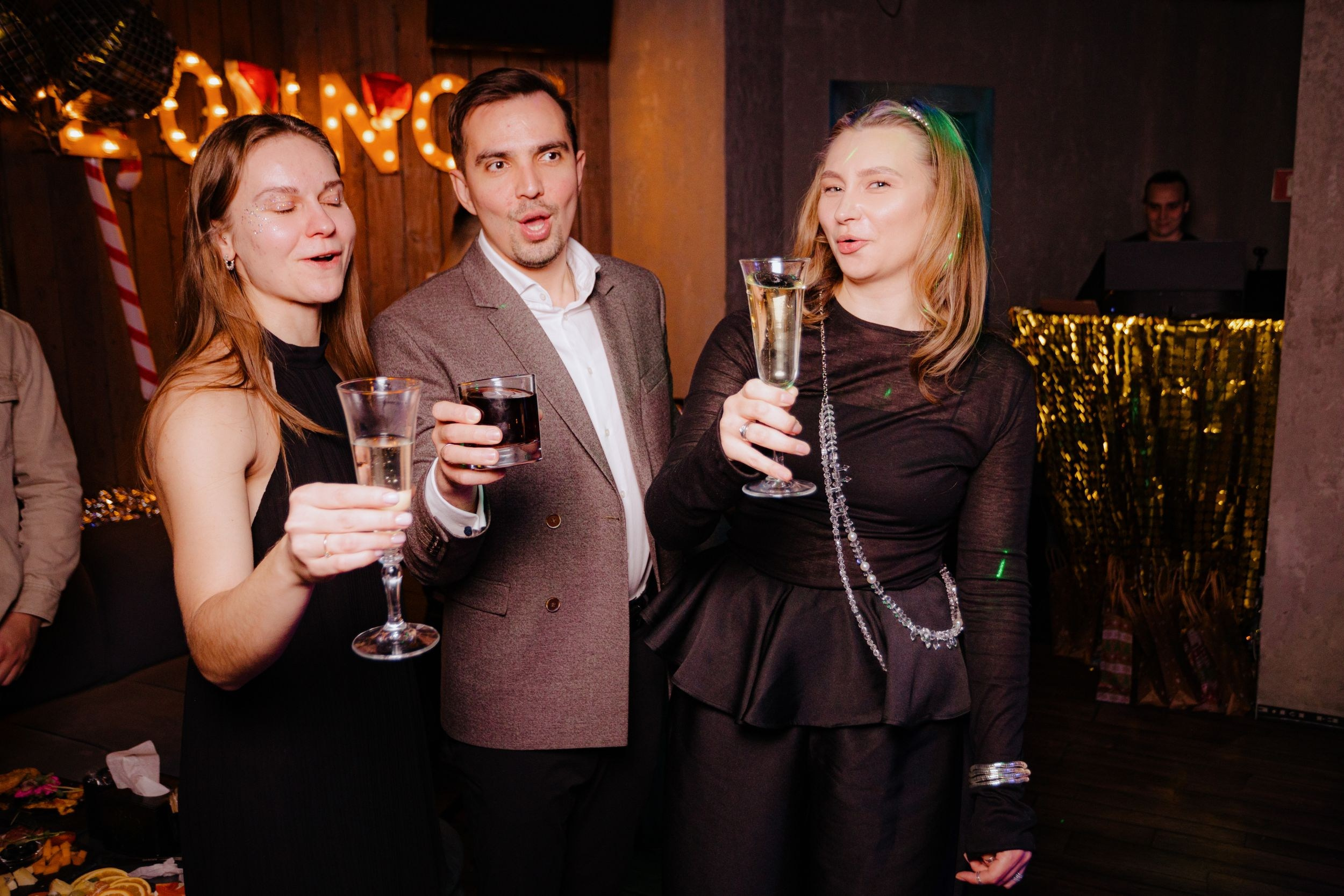 New Year 2026. Мята Спортивная — Кальянная, караоке, бар в Минске